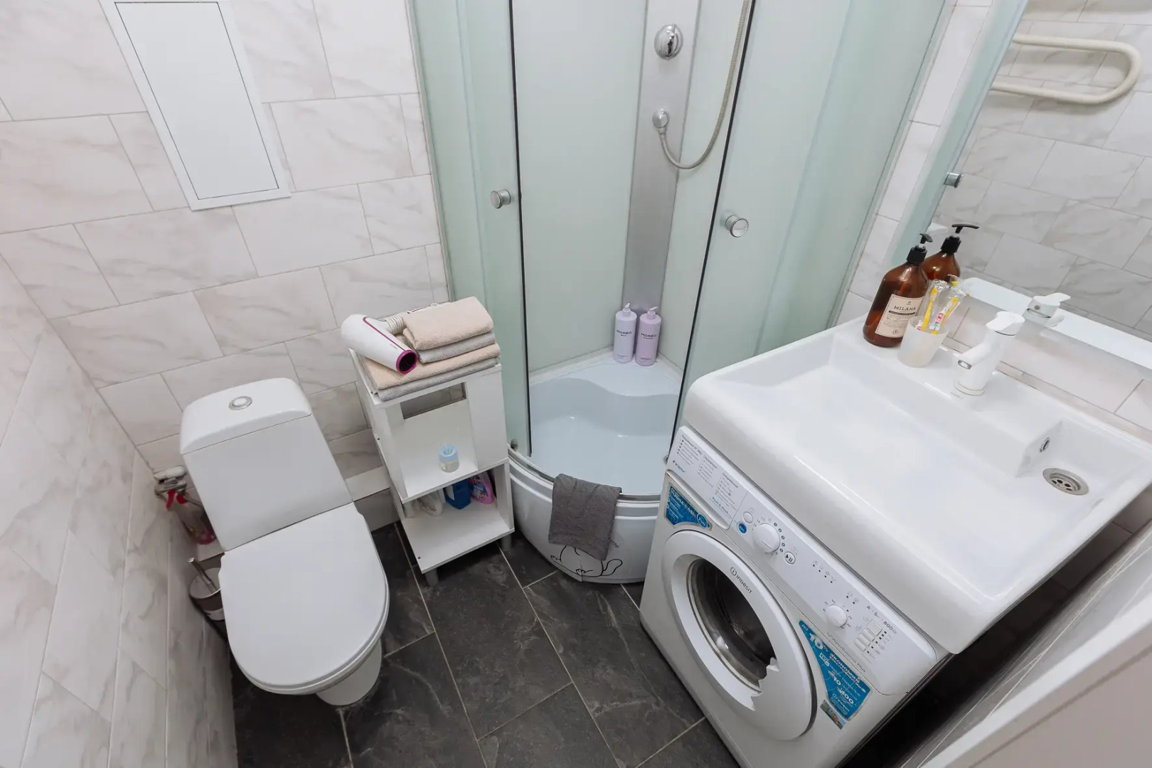 Апартаменты 77