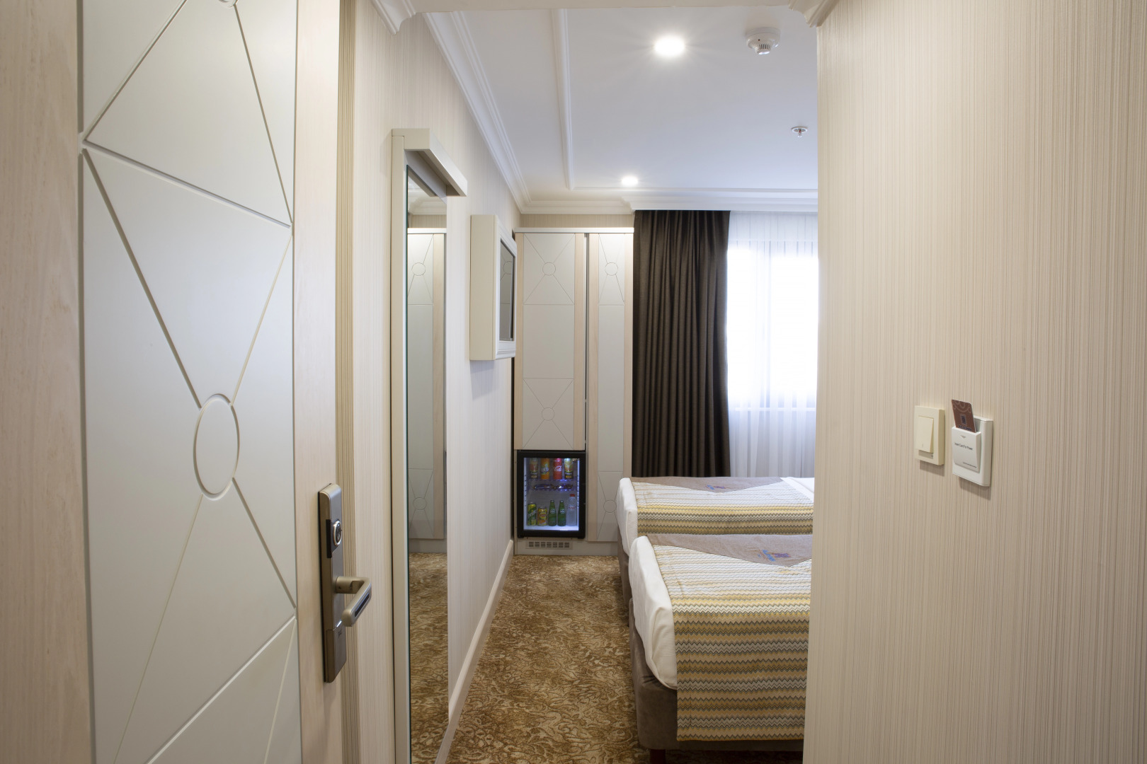 Отель Alpinn Due