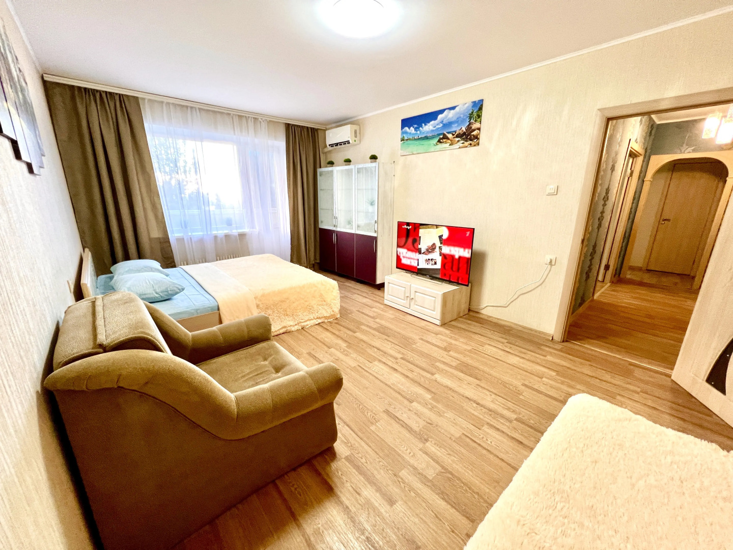 Апартаменты двухкомнатные (на Ново-Вокзальной 257А)