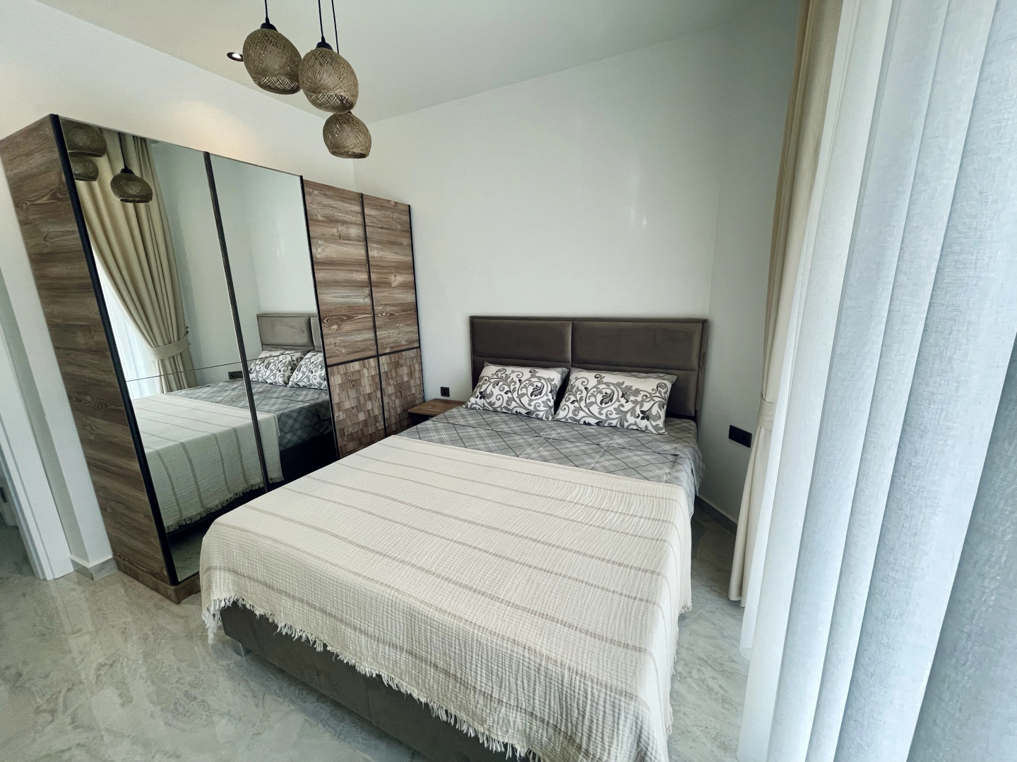 Апартаменты SA Apartments 1bd Flat 300m to the Beach.