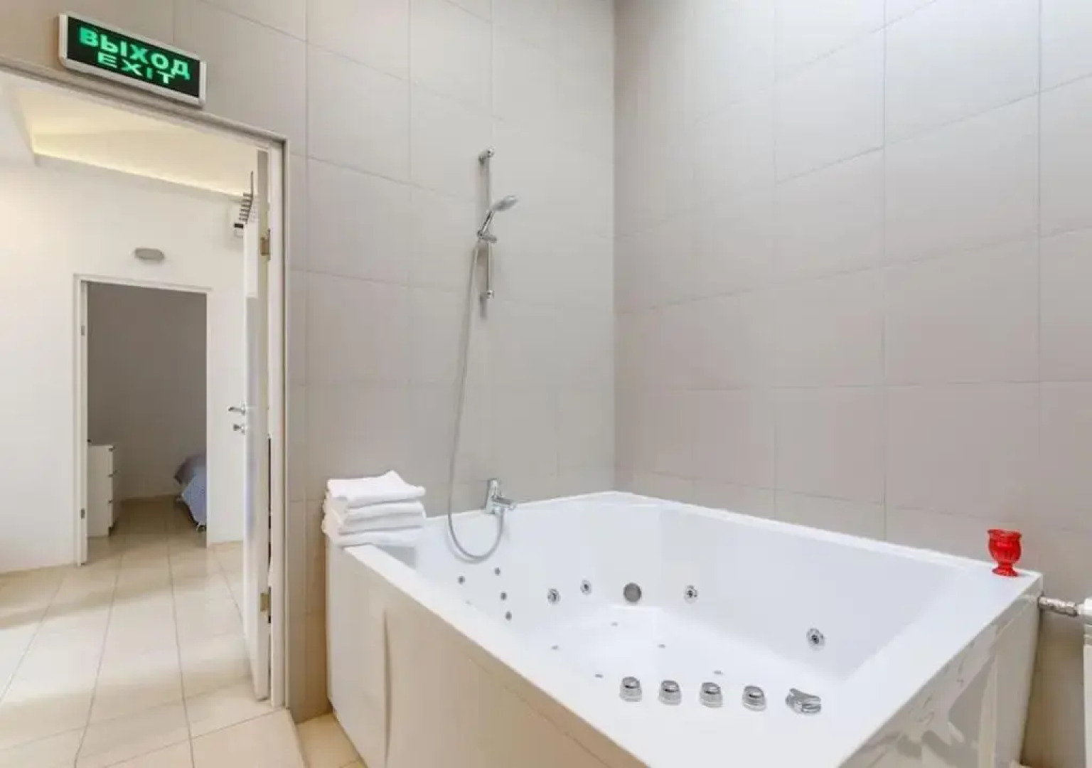 Апартаменты Superior Aparts Seleznyov Sky 2