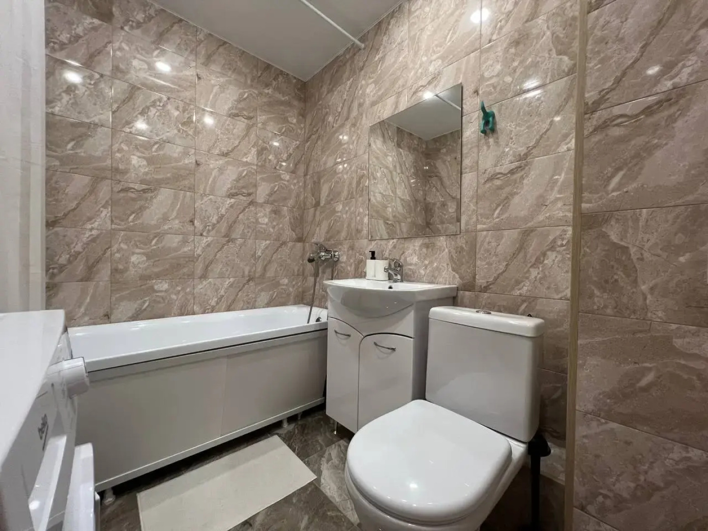 Квартира Однокомнатная Ленинградская 68б