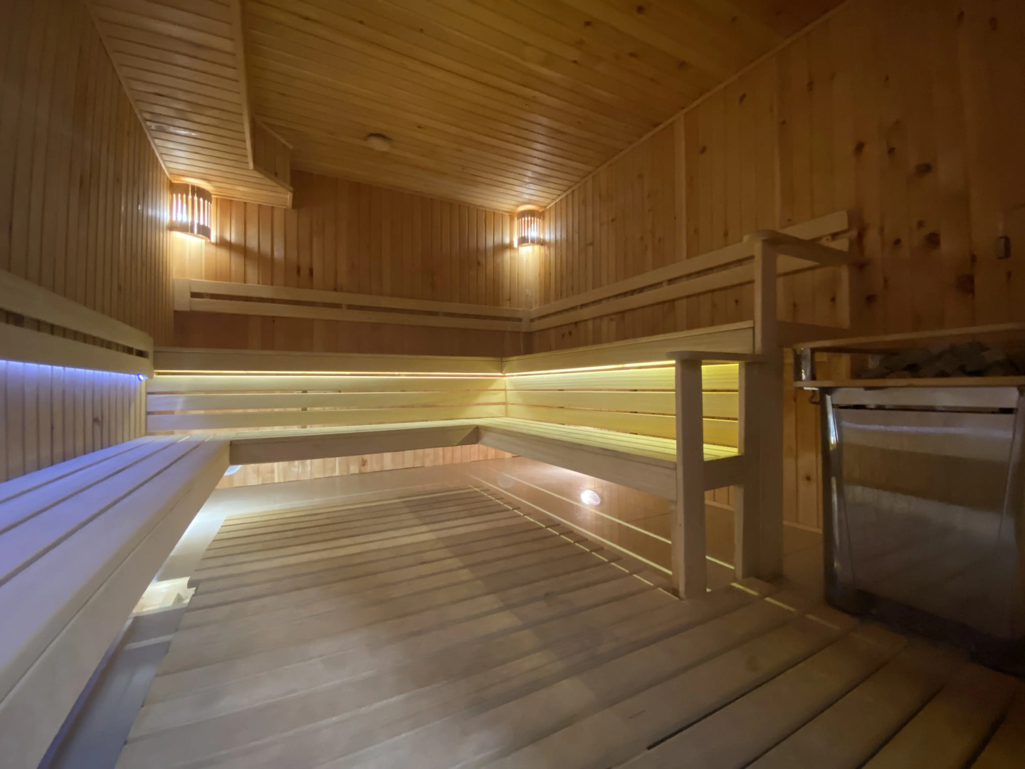 Отель Гостеев