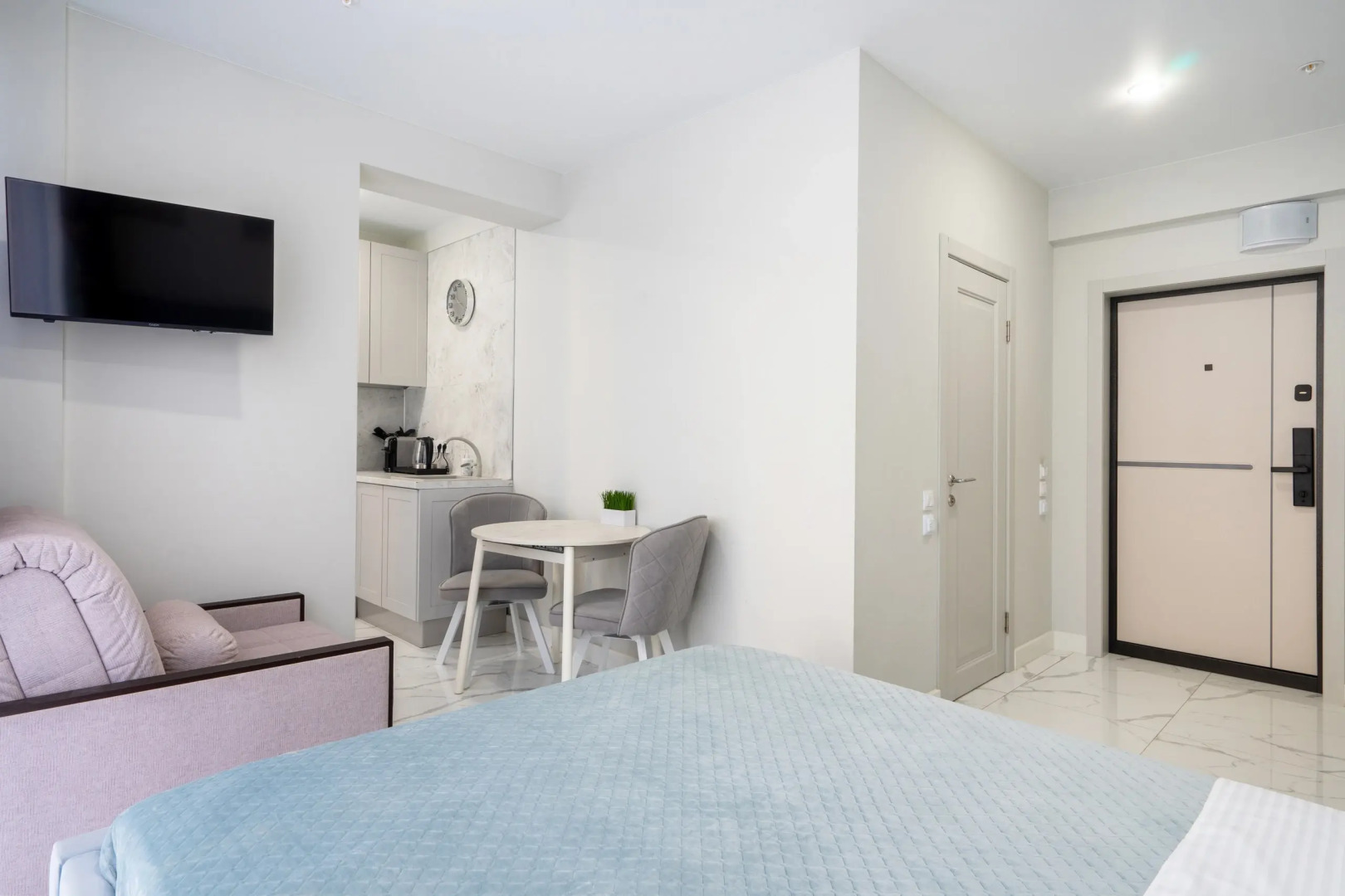 Апартаменты Orange Apart на Навагинской в Сочи