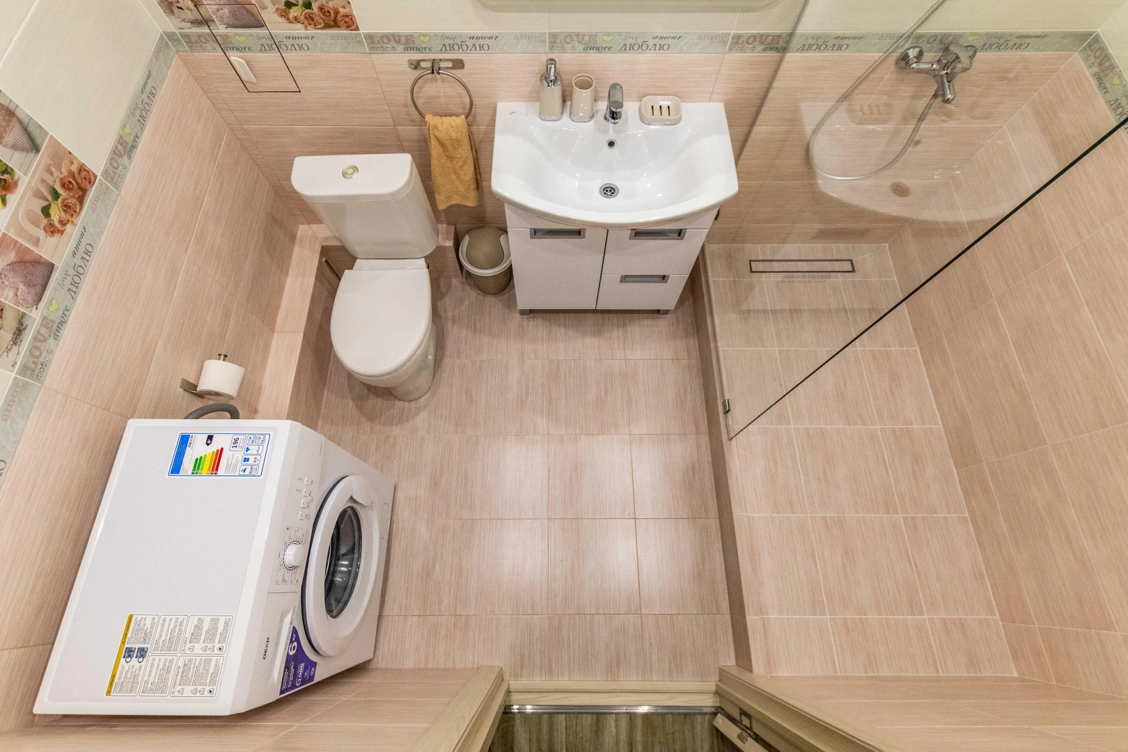 Квартира Двухкомнатная на Тверитина 41