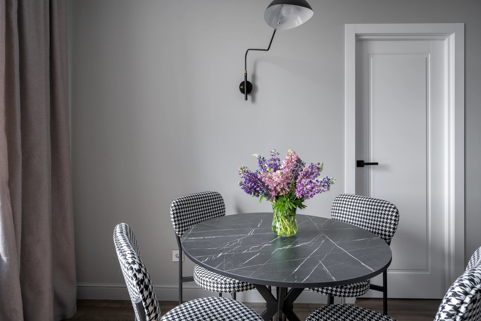 Квартира Евродвушка Silver Pleasure