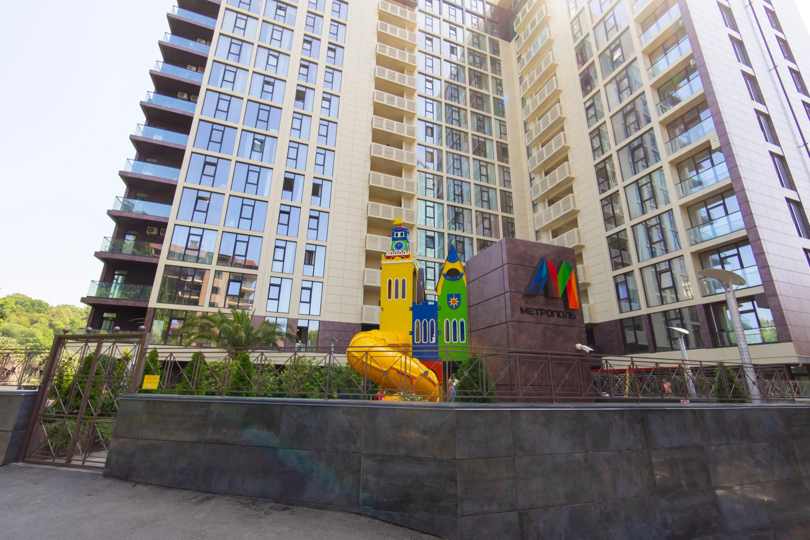 Апартаменты студия в элитном ЖК Метрополь от LetoApart