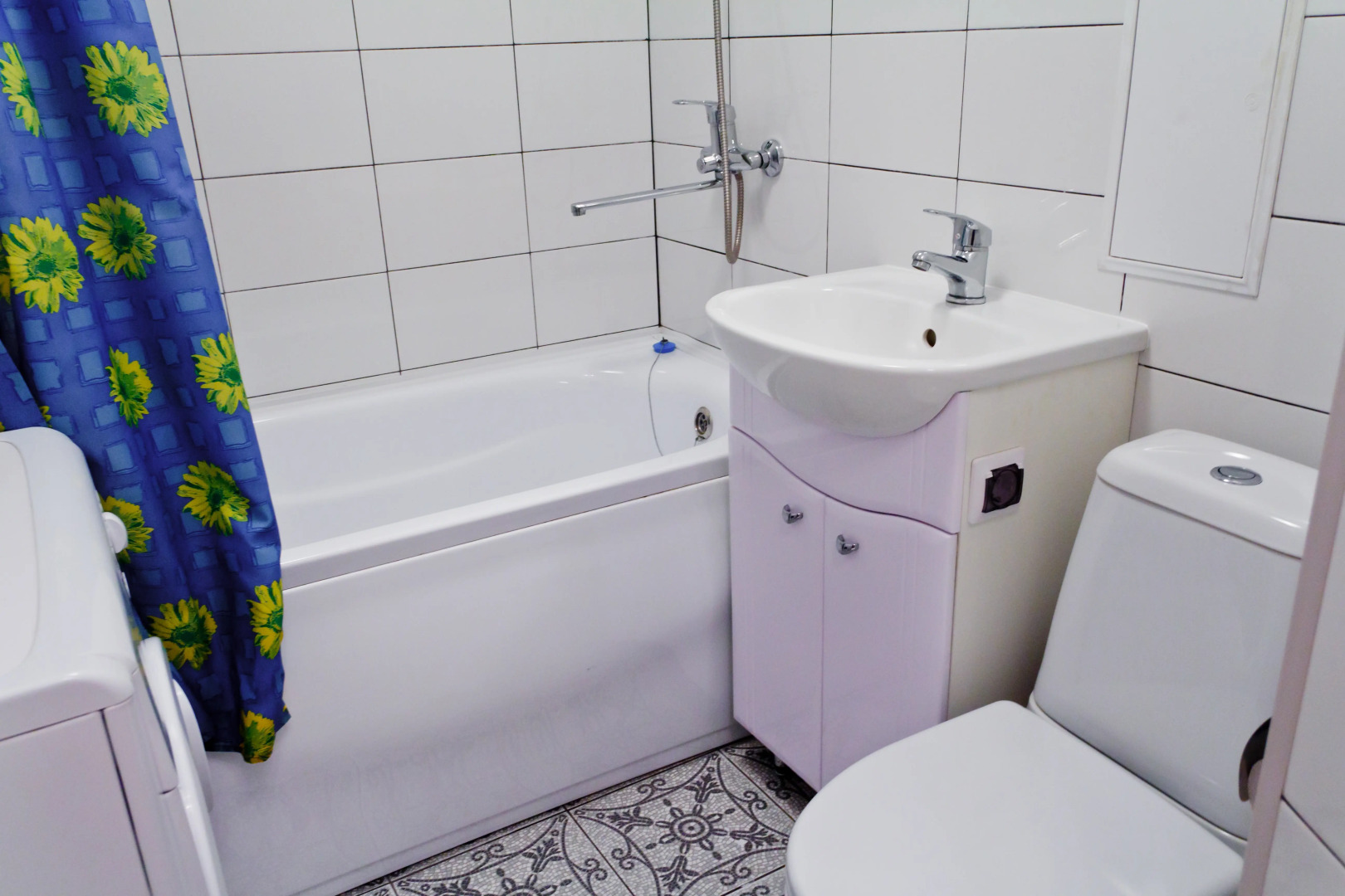 Апартаменты АЛЛиС-ХОЛЛ Малышева 73а