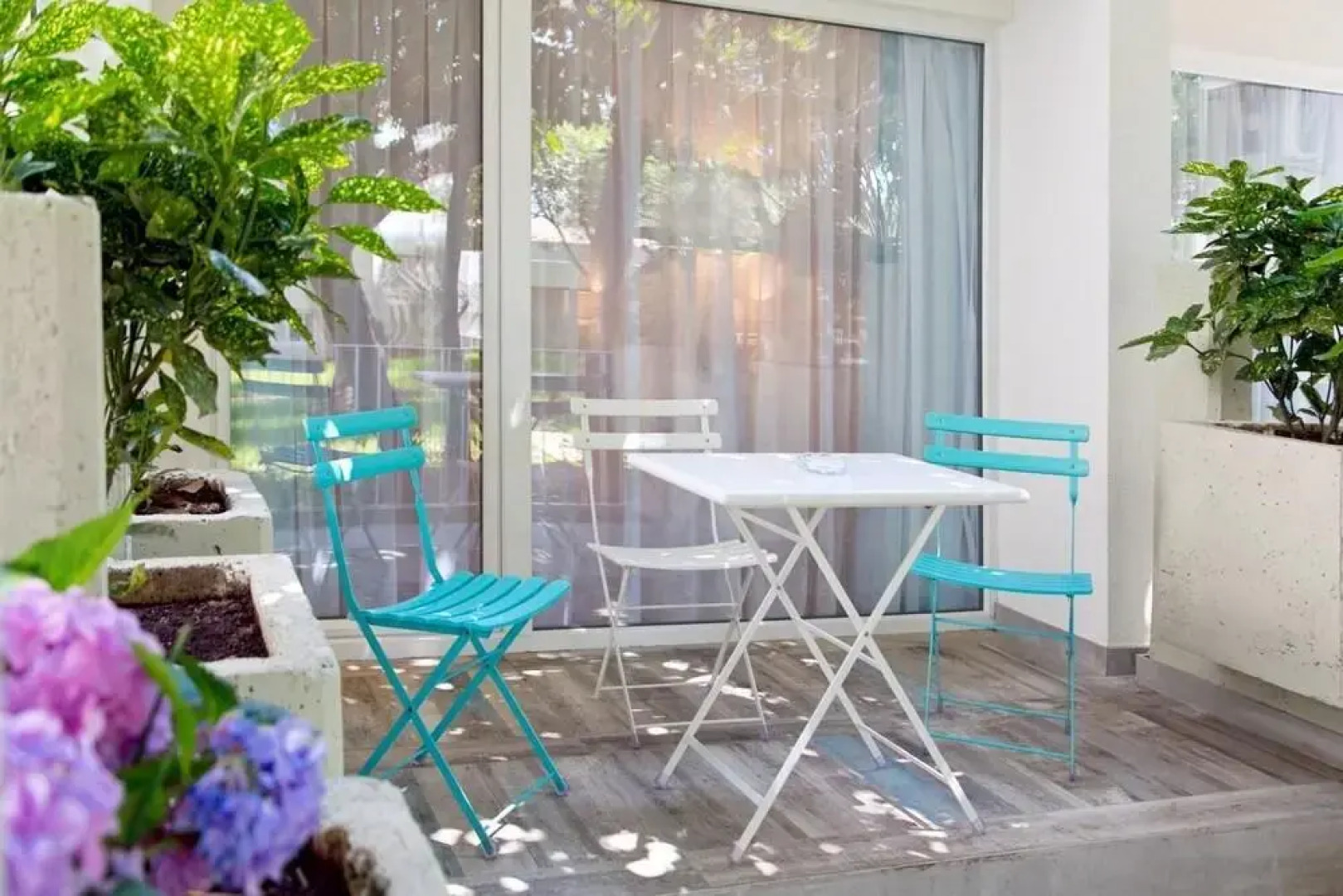 Отель Castellastva