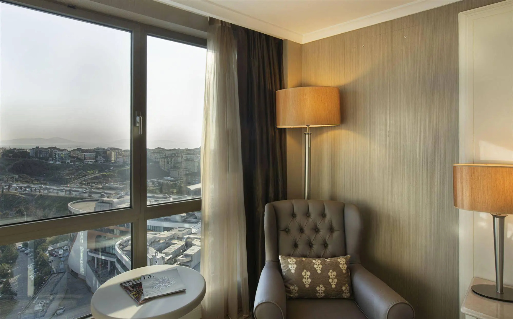 Отель Dedeman Bostanci Istanbul Hotel & Convention Center