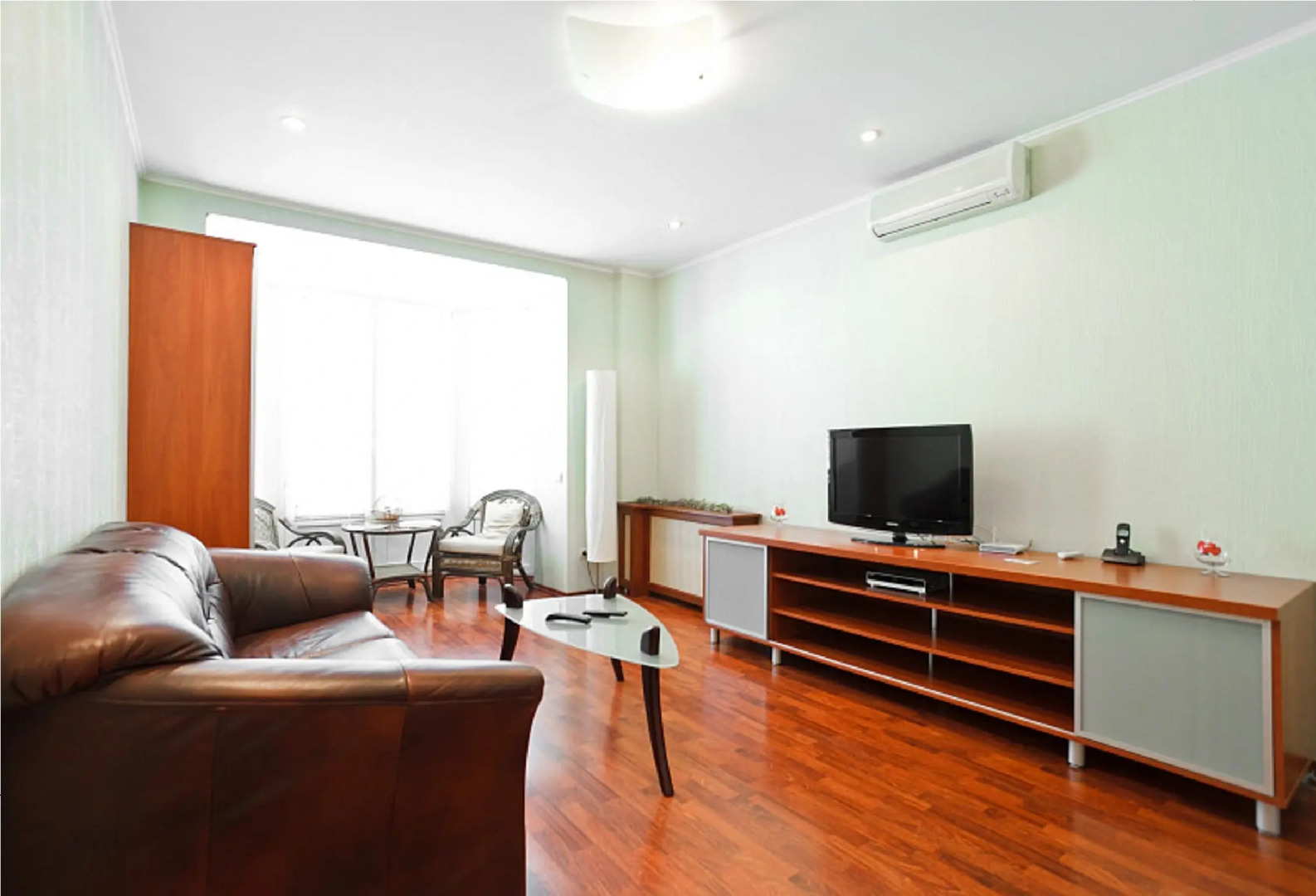 Апартаменты Независимости 74