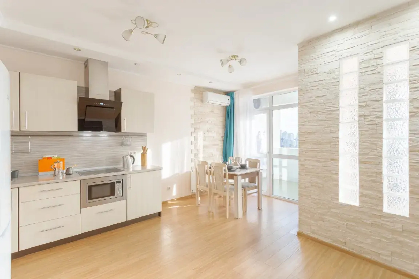 Апартаменты M Apartments Eldorado 1