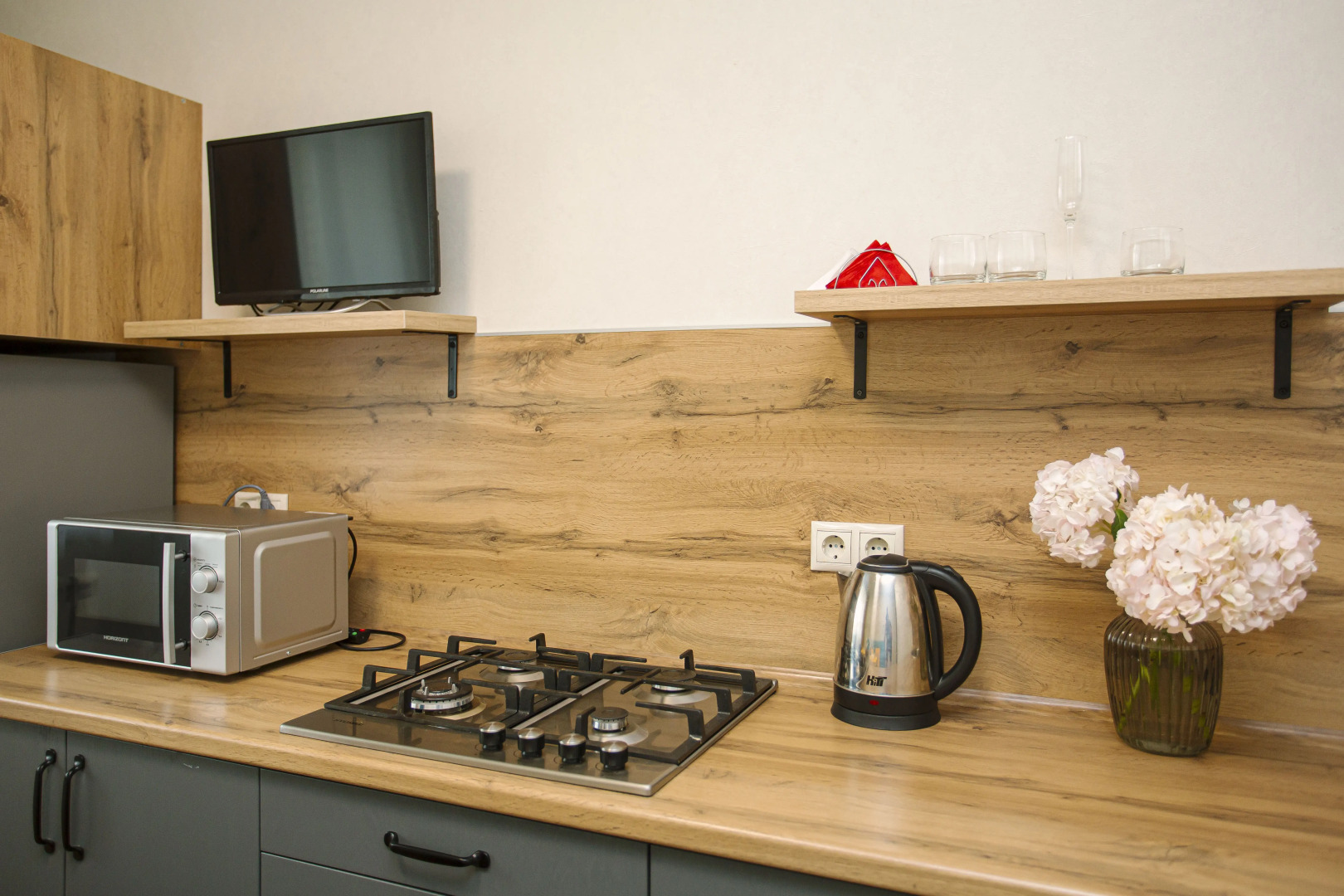 Апартаменты Ук Атмосфера Биpюза и coлнцe в Иcтopическом Центpе Яpославля