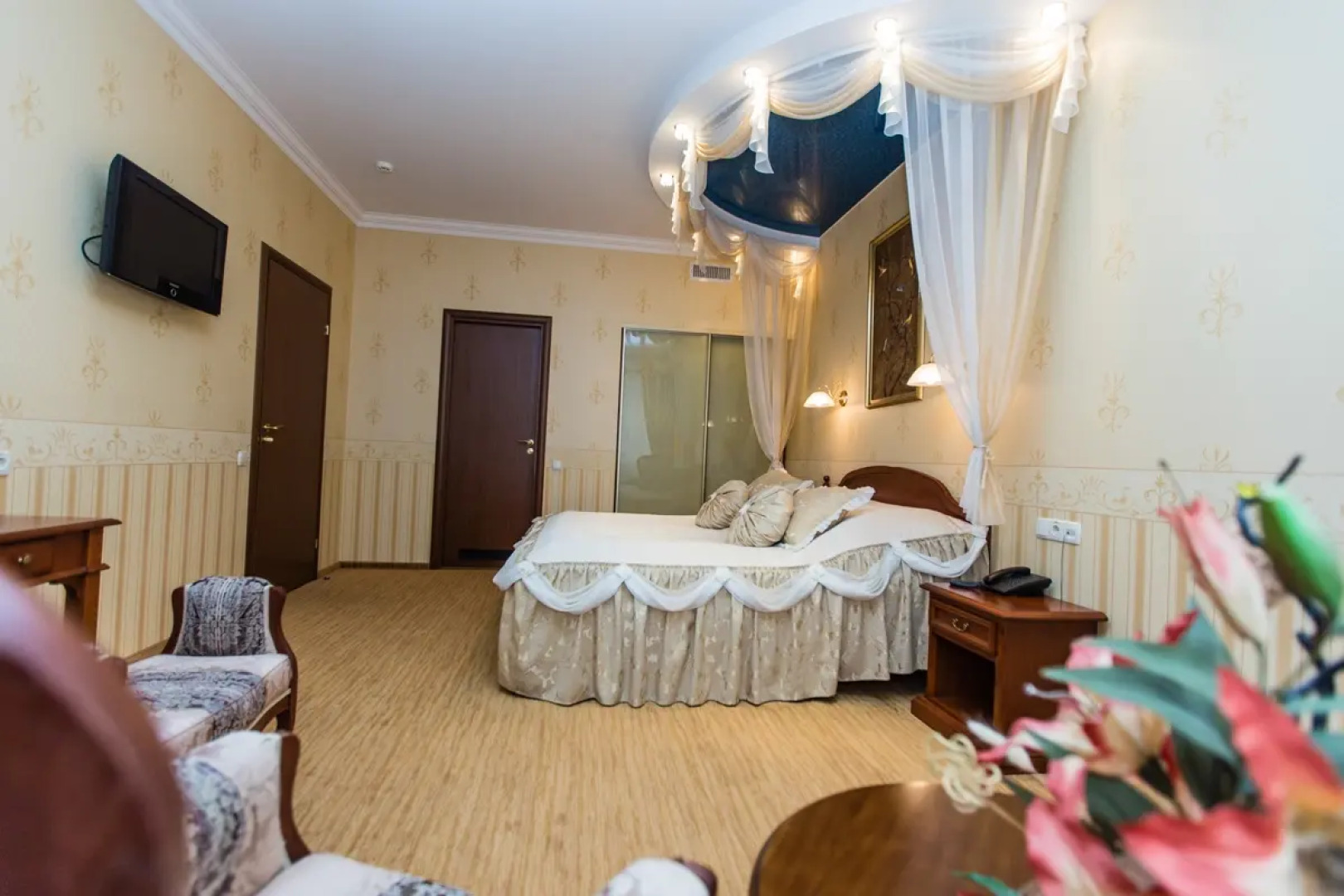 Отель Оазис