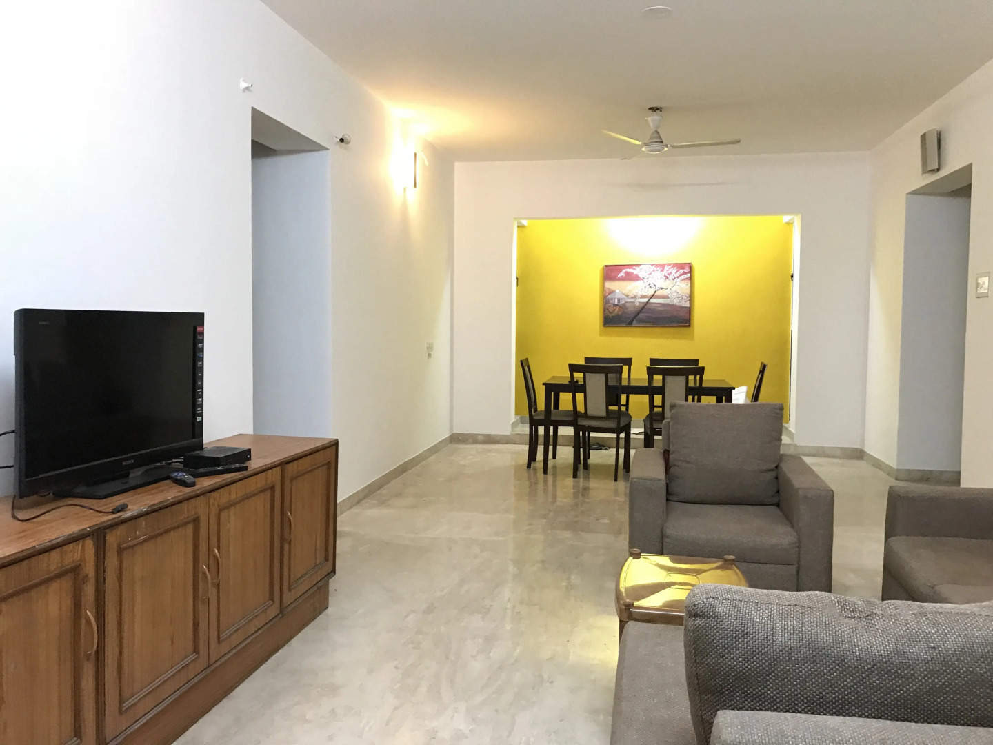 Апартаменты Prashant Keni