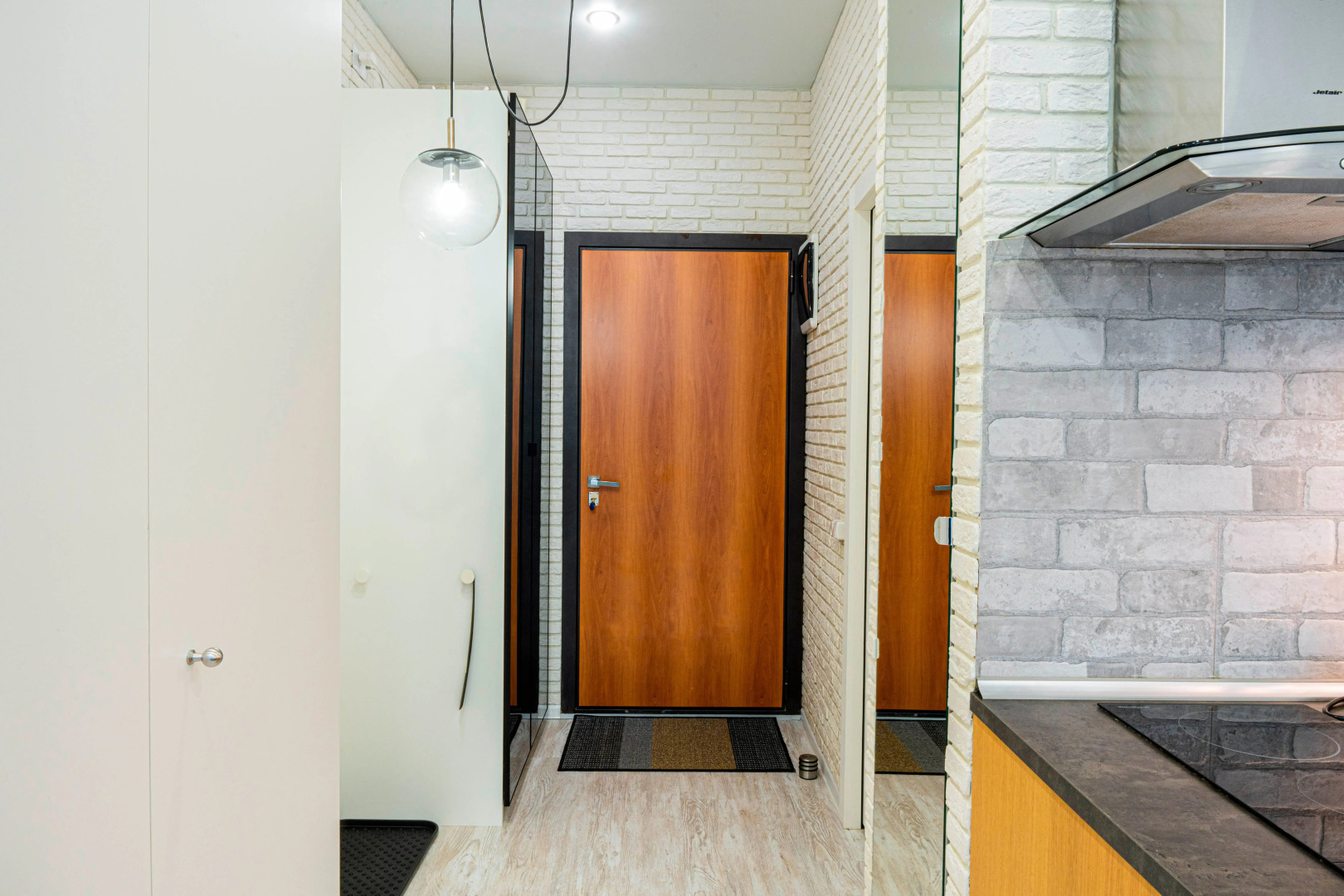 Апартаменты Lalapart Gray-white с панорамными окнами у метро ЦСКА