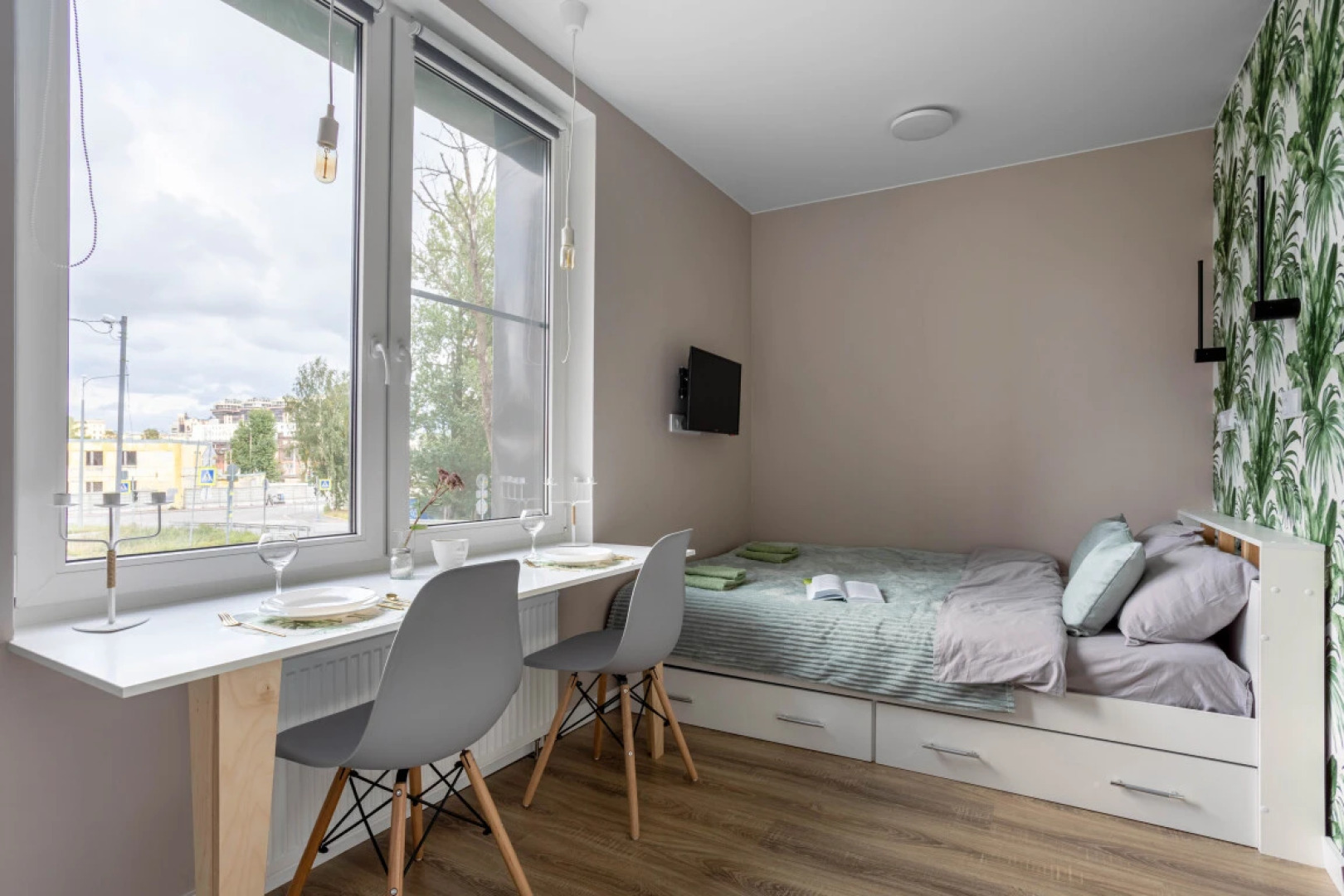 Апартаменты Уютная студия на 2х с видом на город