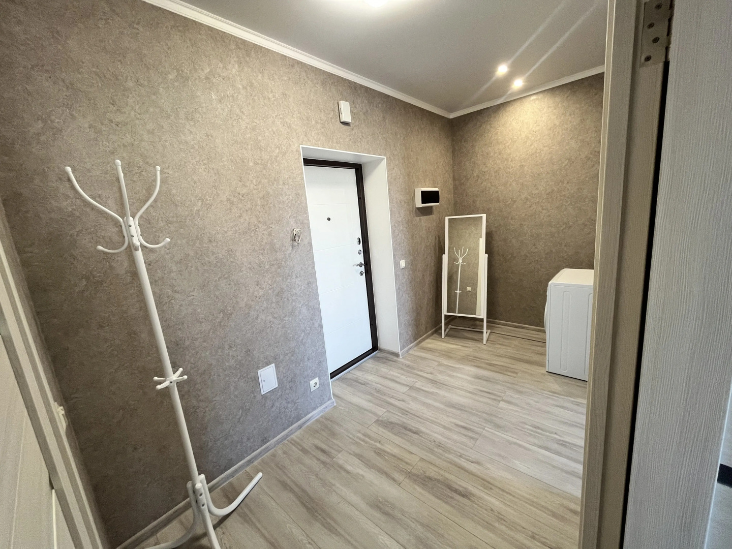 Квартира с Видом на Озеро в Центре Зеленоградска