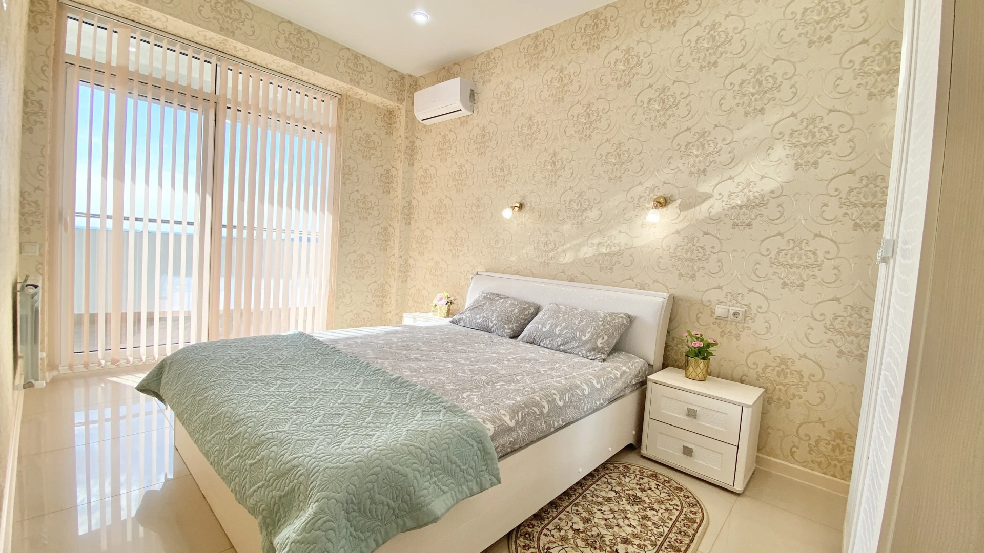 Апартаменты Альфа Апартаменты Первомайская