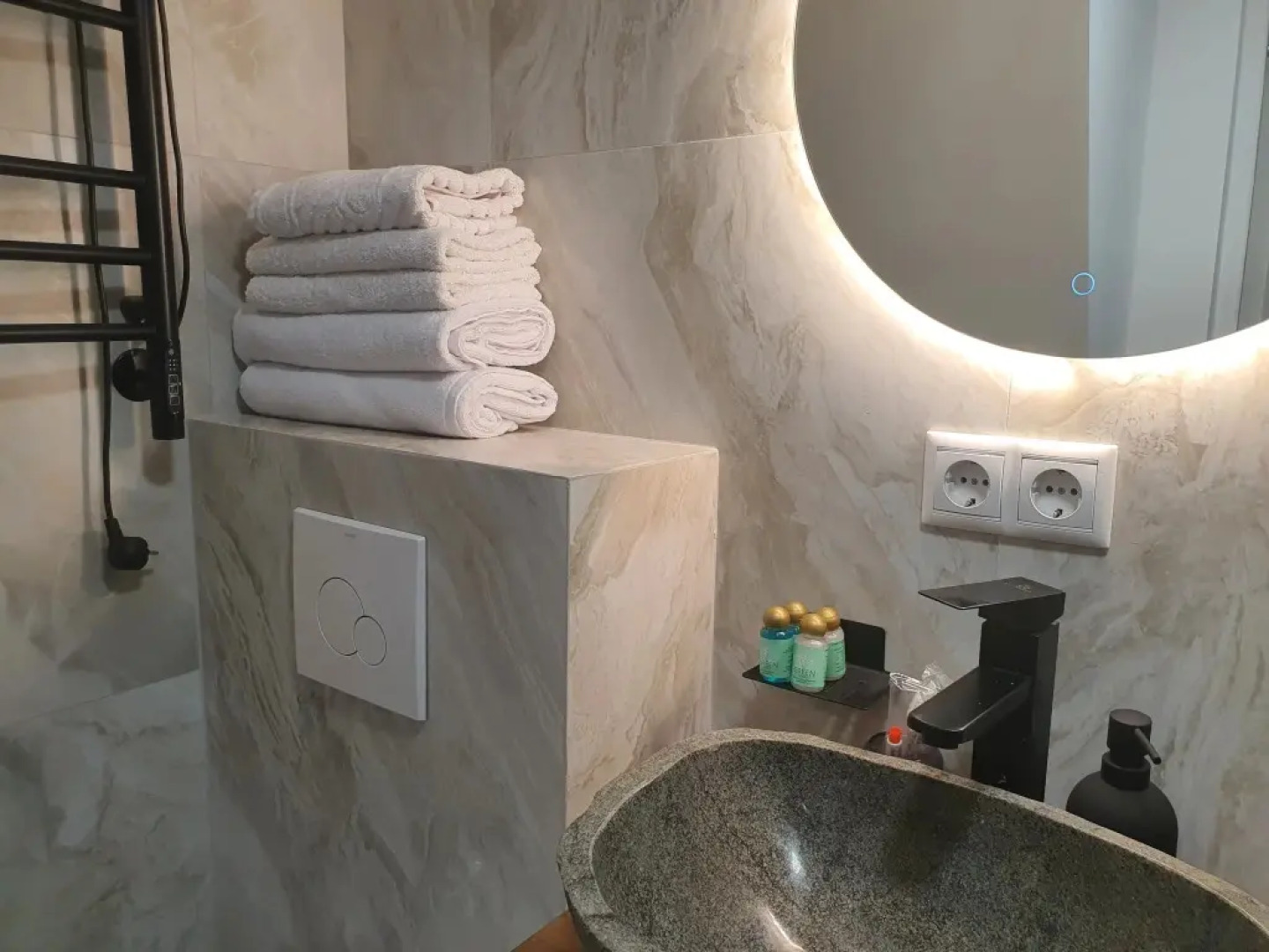 Квартира Art-Seasons Курская 3