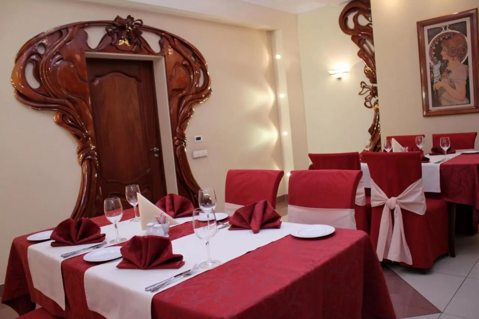 Отель Надеждинский