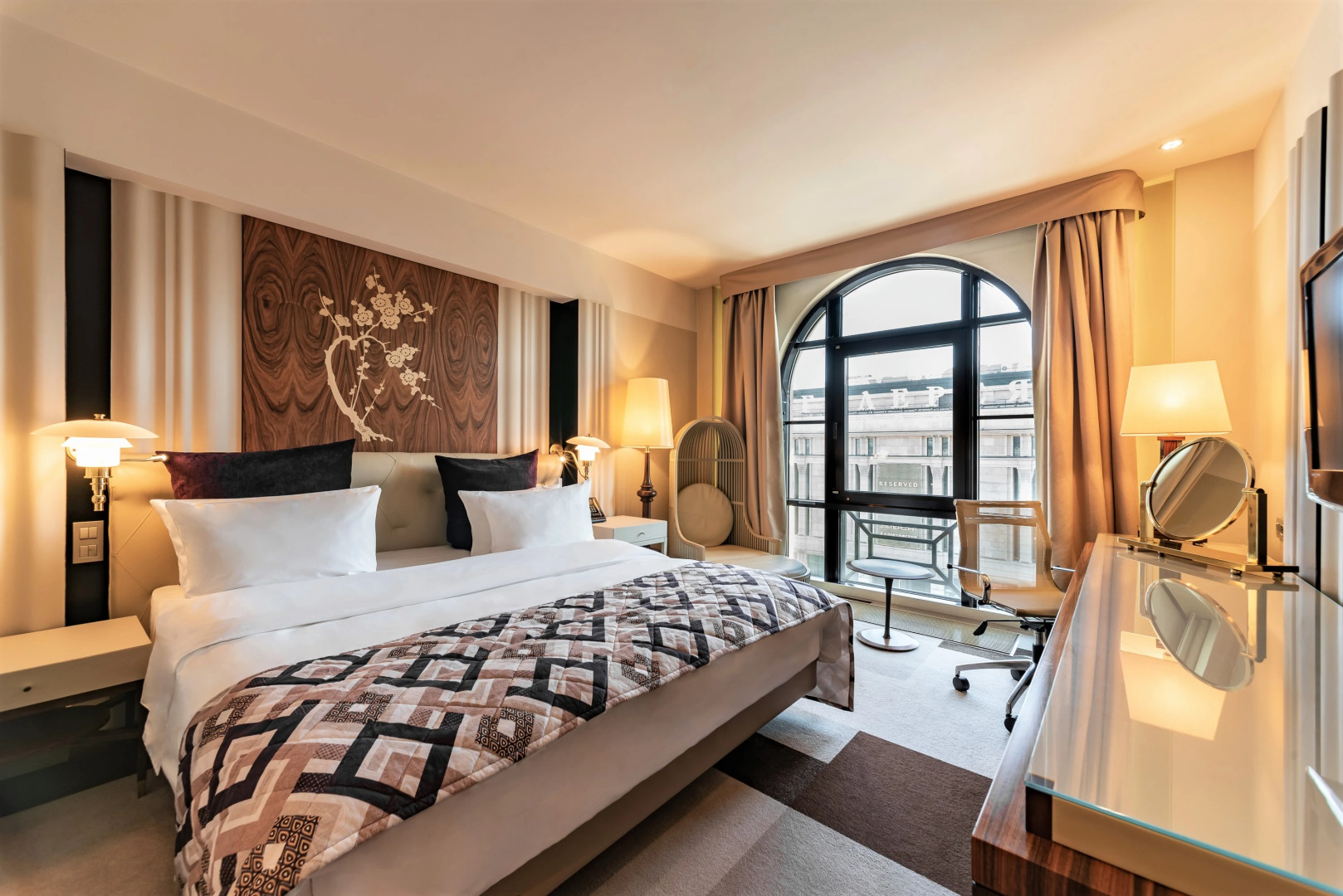 Crown Hotel St. Petersburg