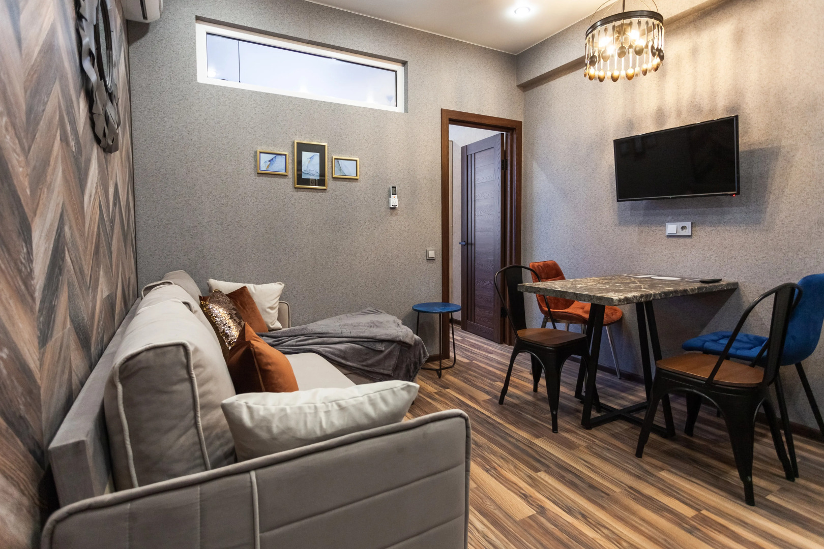 Апартаменты Море Апартаментов на Эстонской 37/8