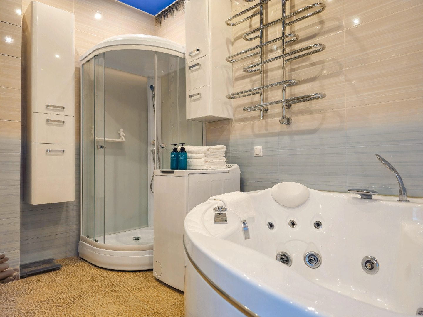 Квартира 2-х комн квартира Люкс Бриз Триколор у м.ВДНХ до 6 чел.