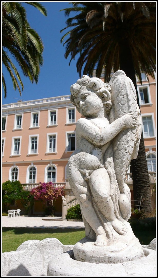 Hotel L Orangeraie