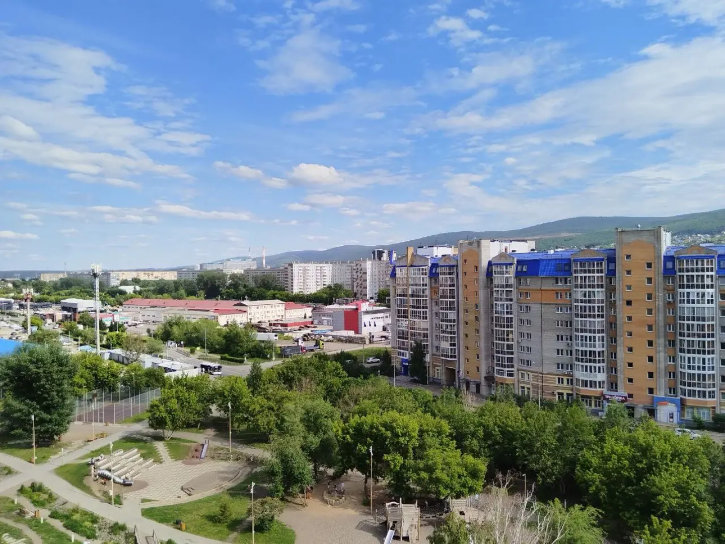Квартира около острова Отдыха в Красноярске