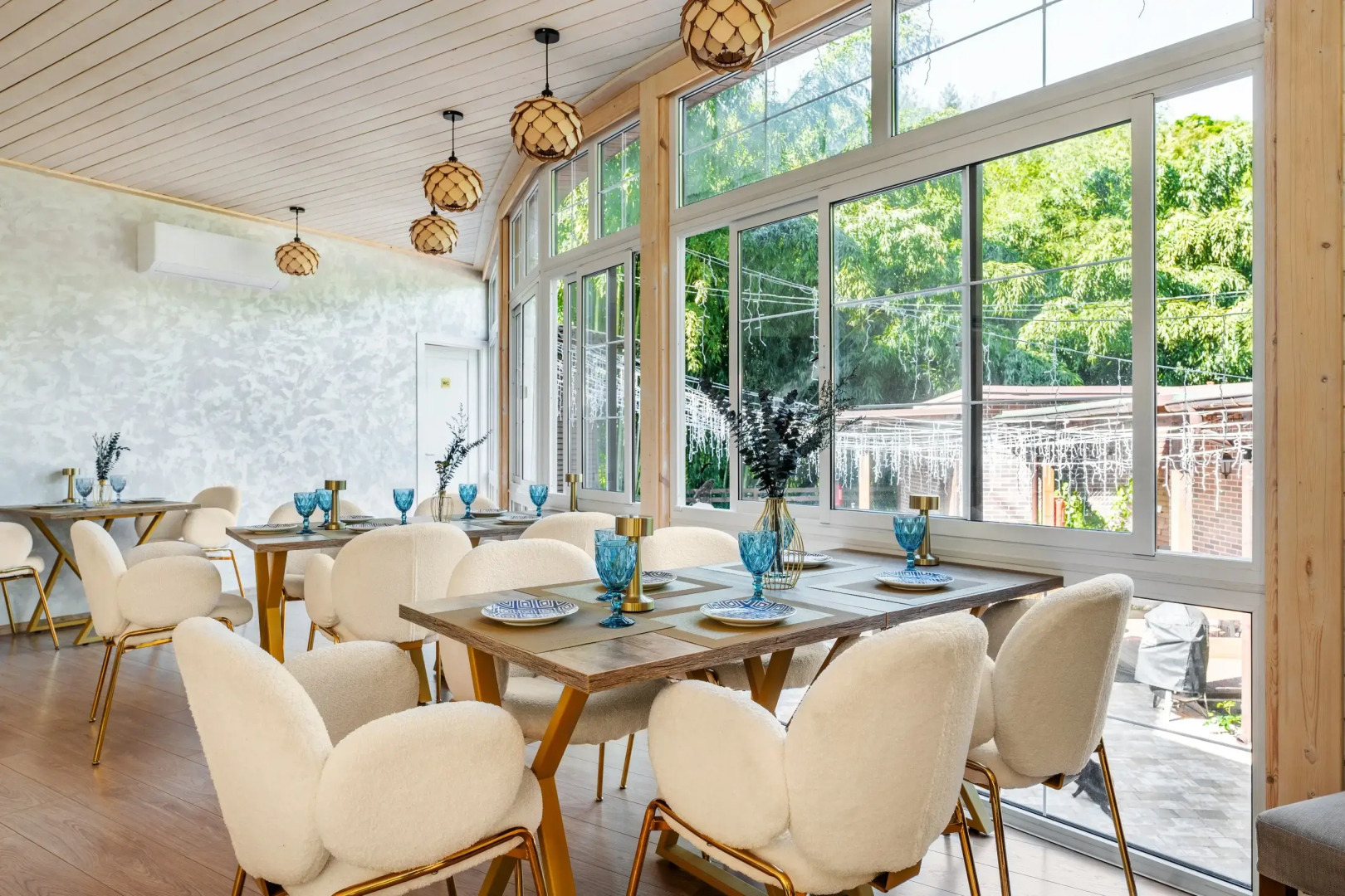 Шале Загородный SPA-комплекс Восток-Запад