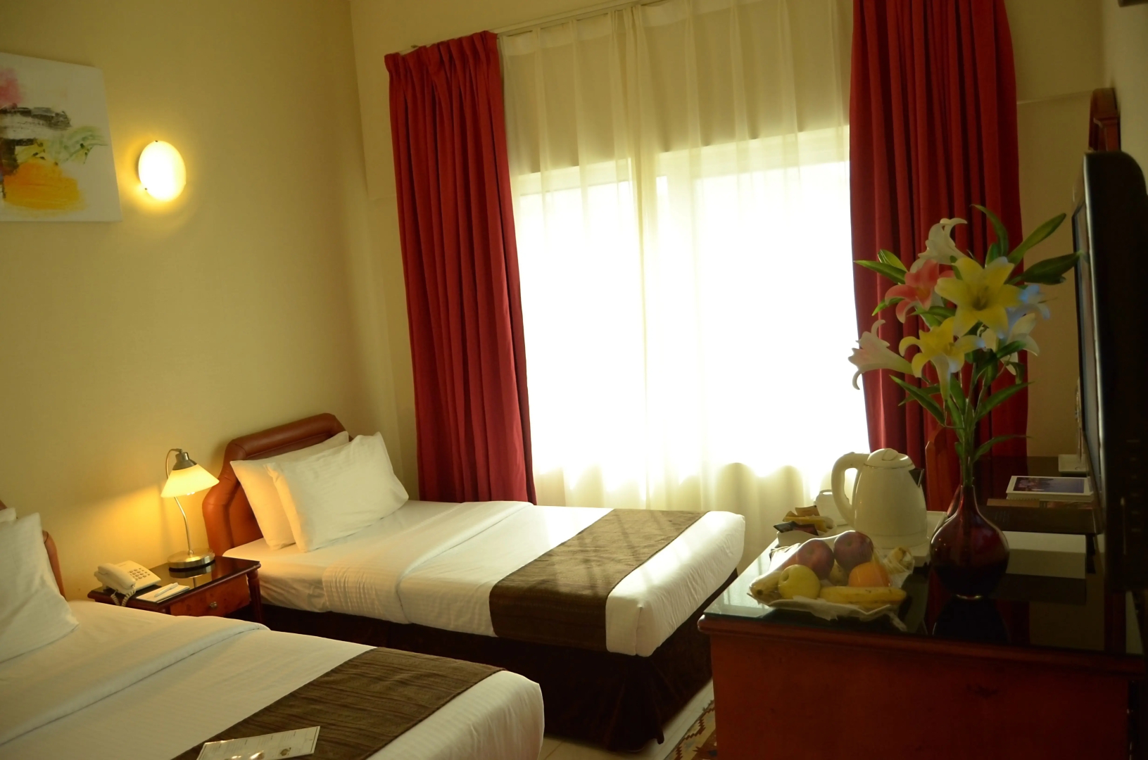 Отель Nejoum Al Emarate