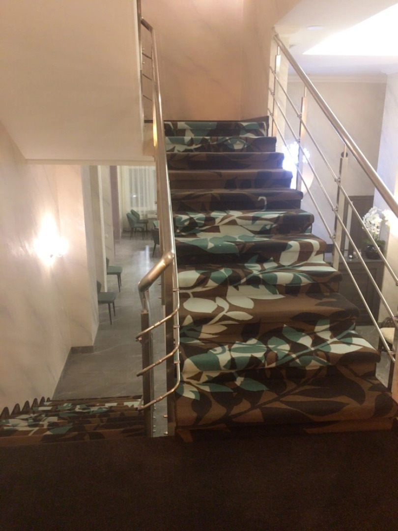 Отель Флора