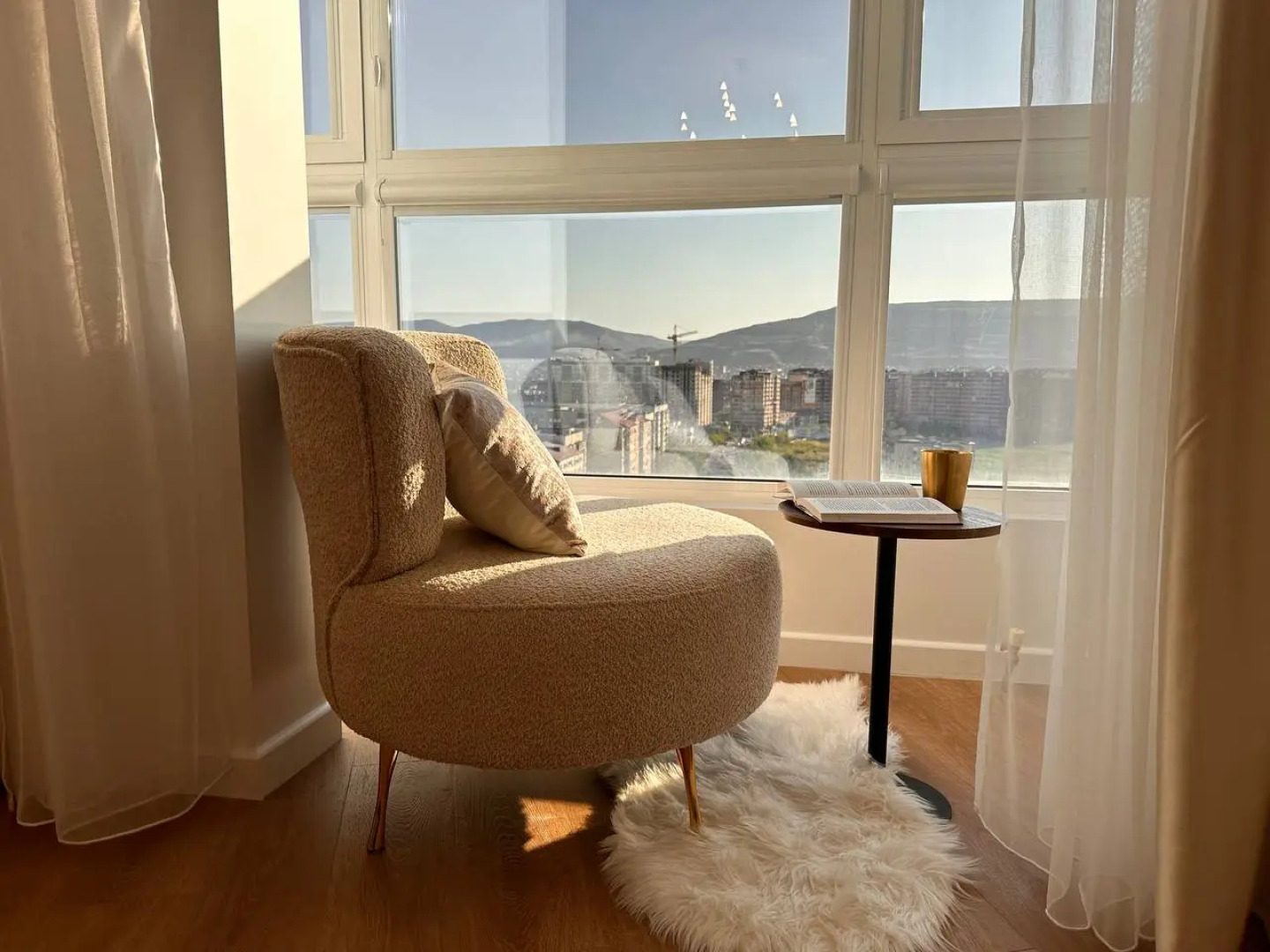 Квартира на Времена Года 1 у Моря и Парка