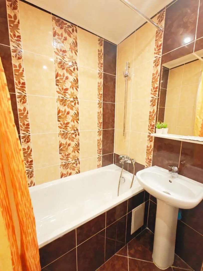 Апартаменты на площади Ленина