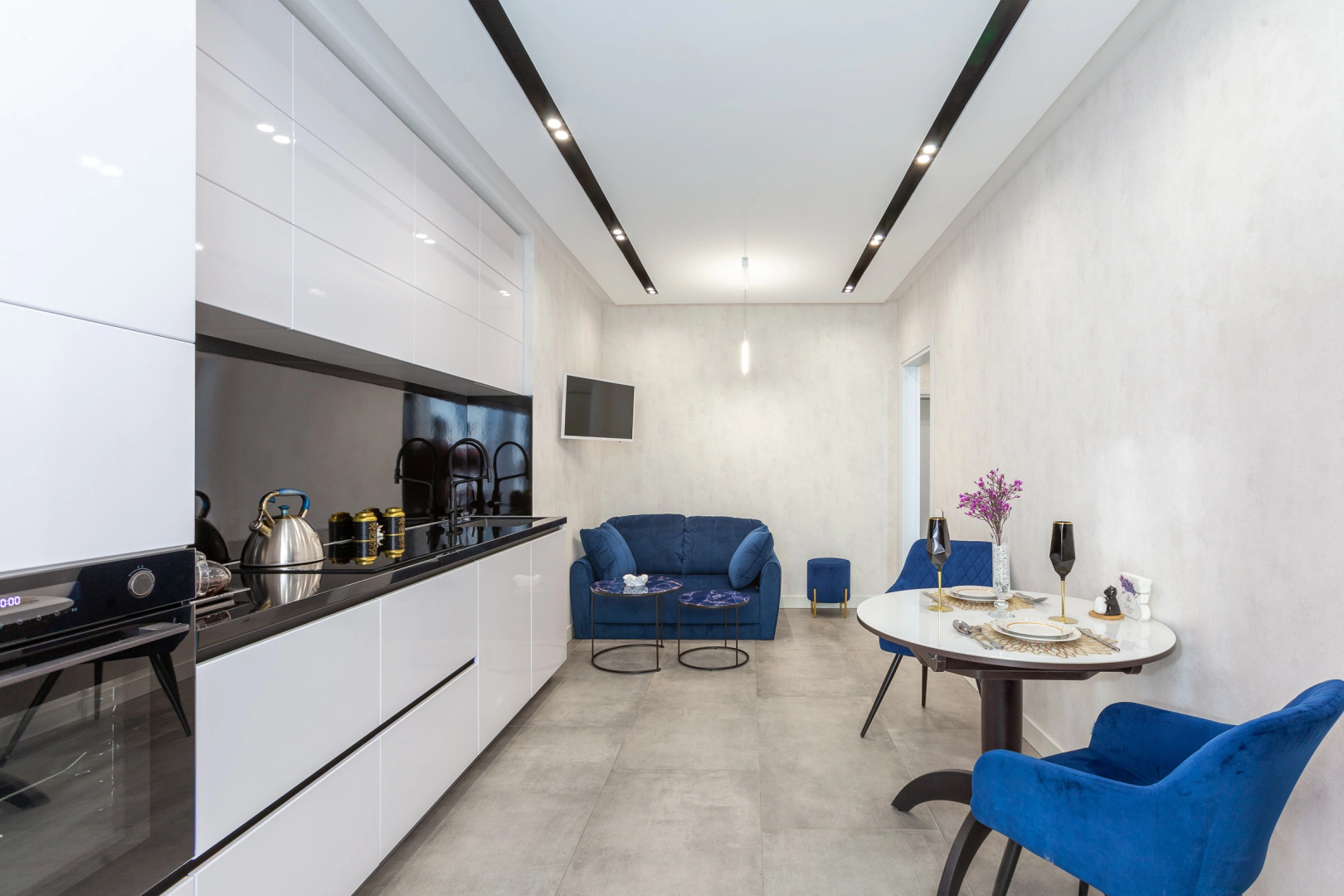 Апартаменты Дизайнерские Апарименты с видом на настоящую Космическую Ракету Союз в Центре Самары