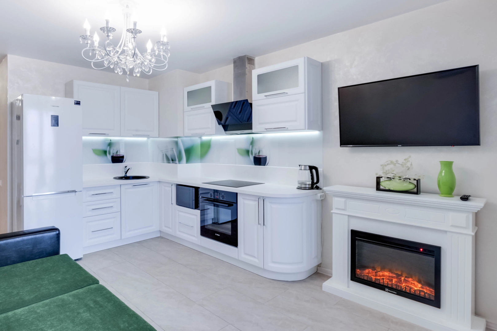 Апартаменты на улице Запарина 111