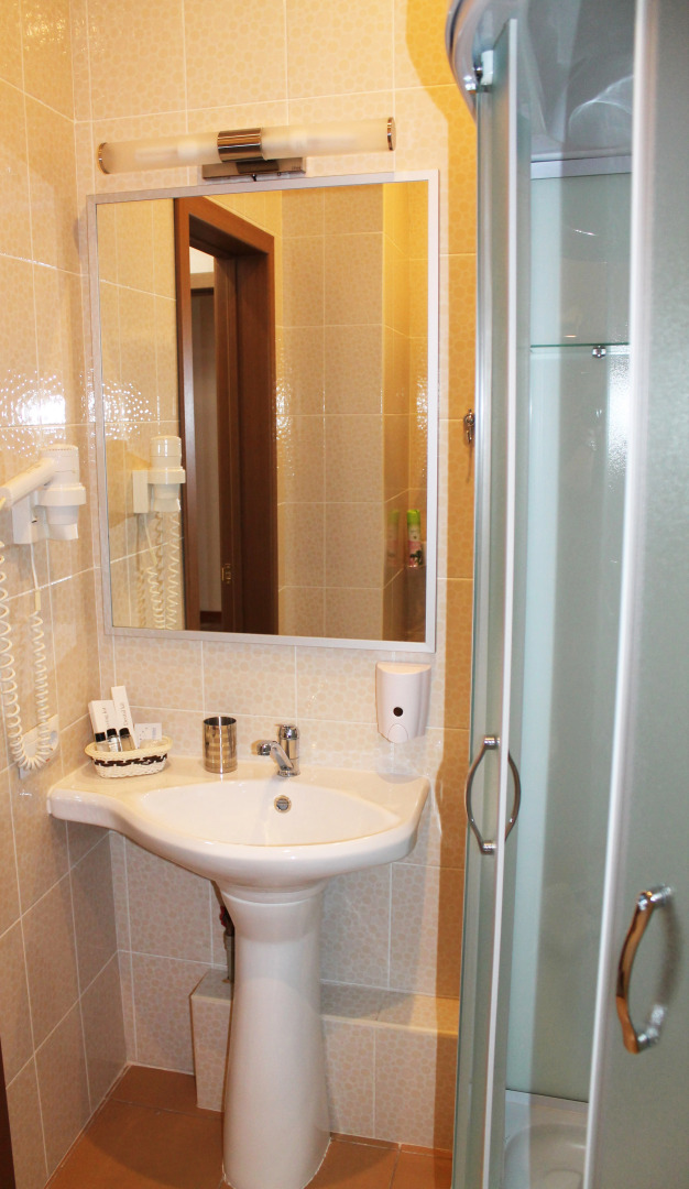 Отель Сатис