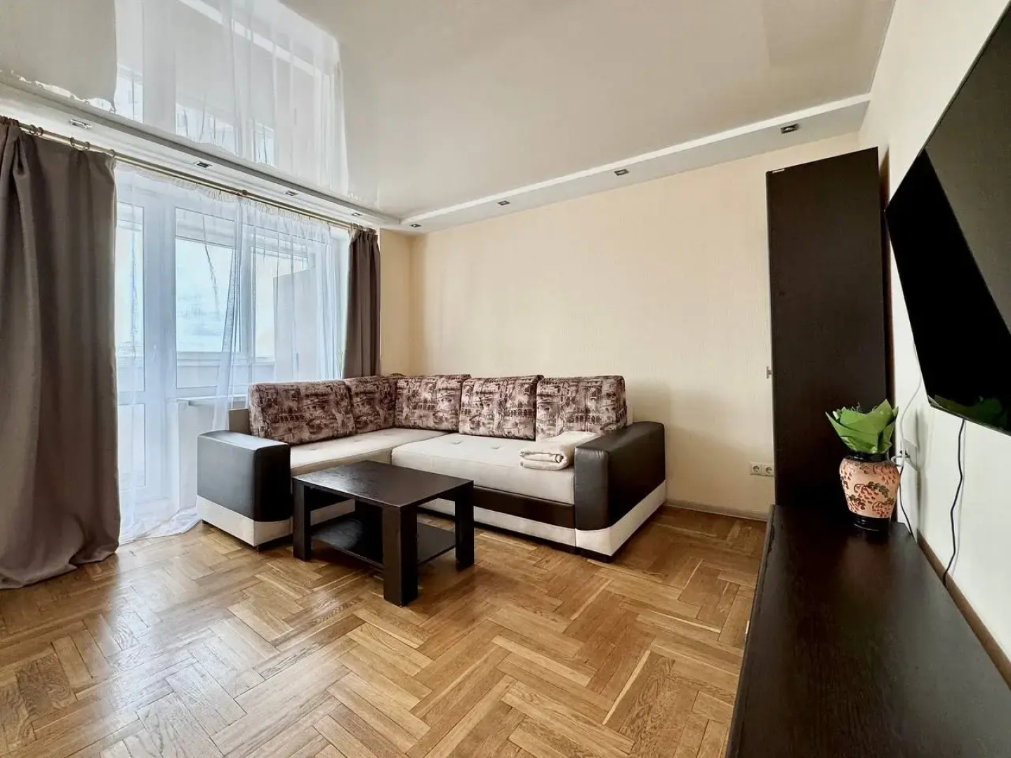 Апартаменты Двушечка в самом центе с красивым видом