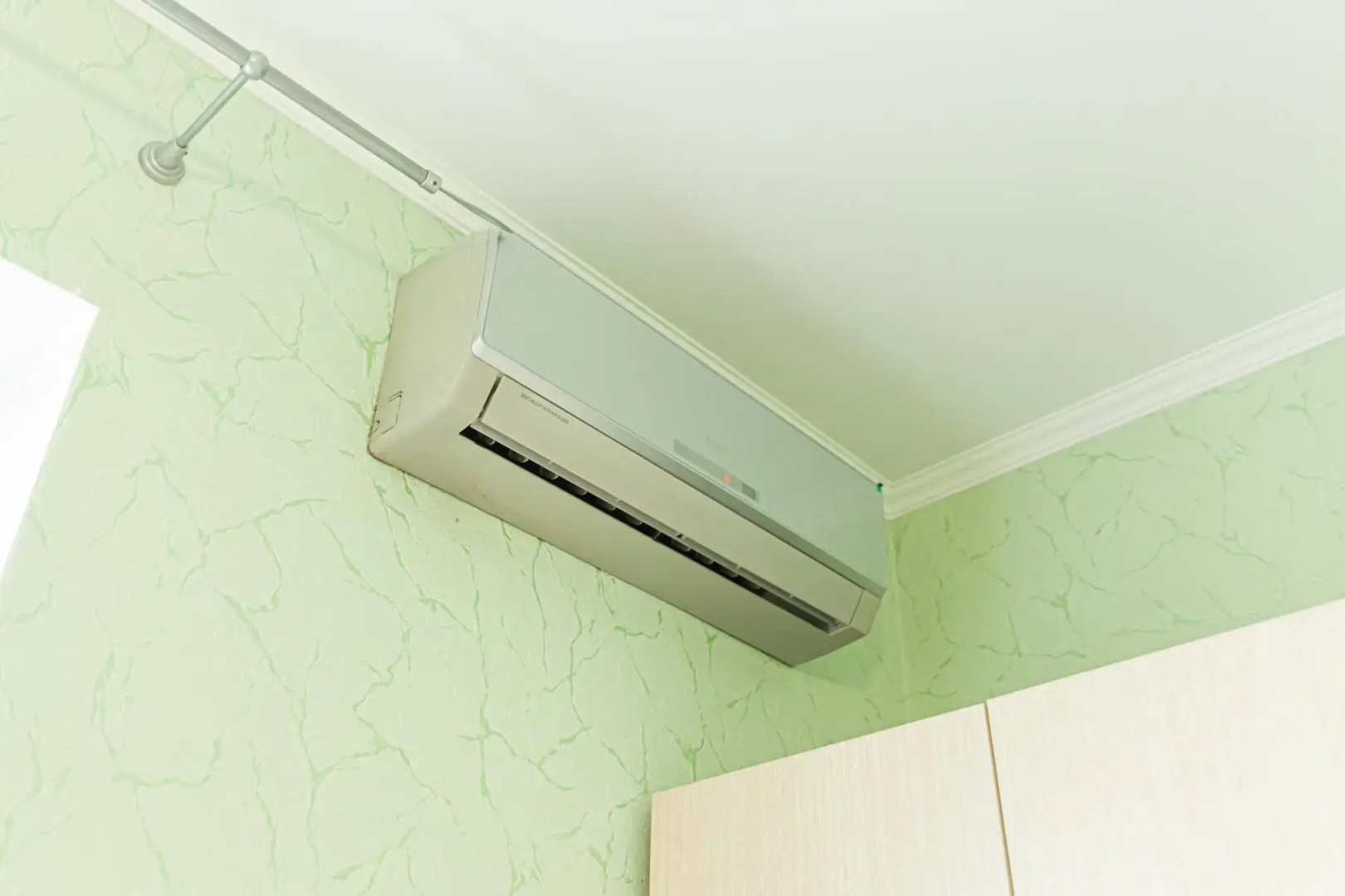 Апартаменты двухкомнатные (114) Серебровская 91