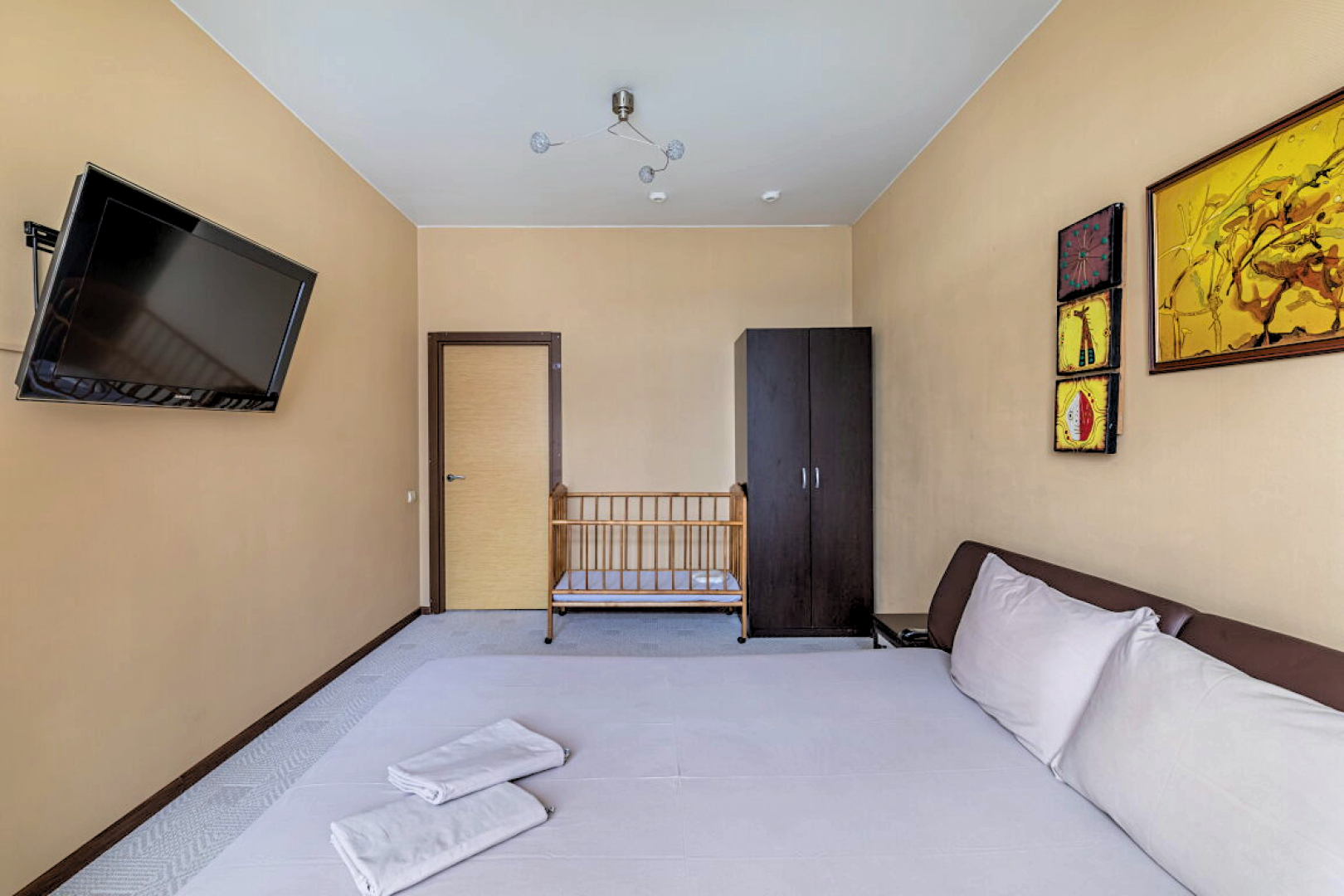 Апартаменты на Меридианной 1