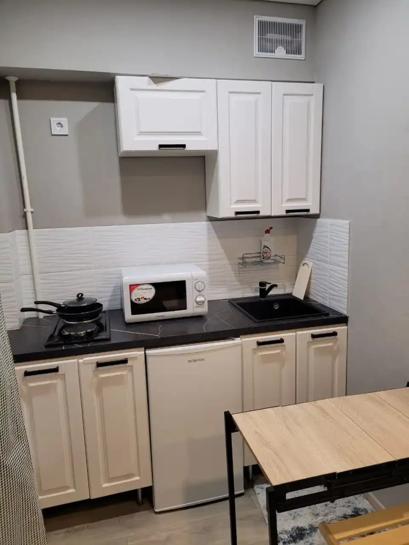 Квартира Гарифьянова 25 гостинка 15кв.м.