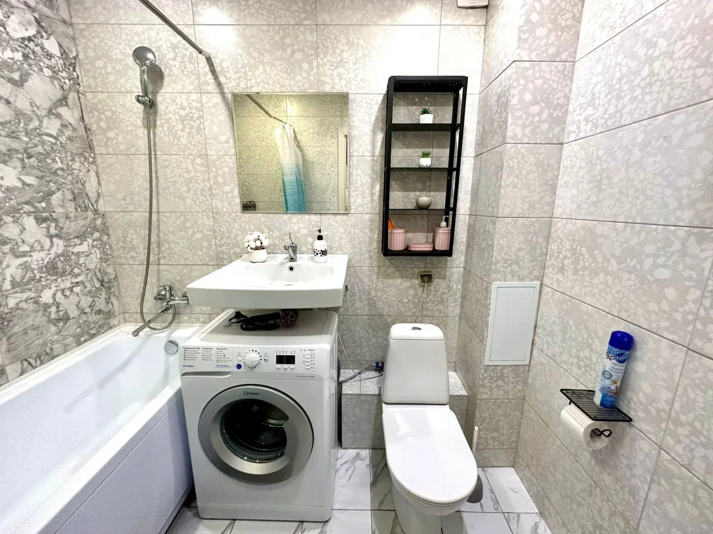 Апартаменты Евро 3-х Комнатные Апартаменты на Шереметьевской 10к5