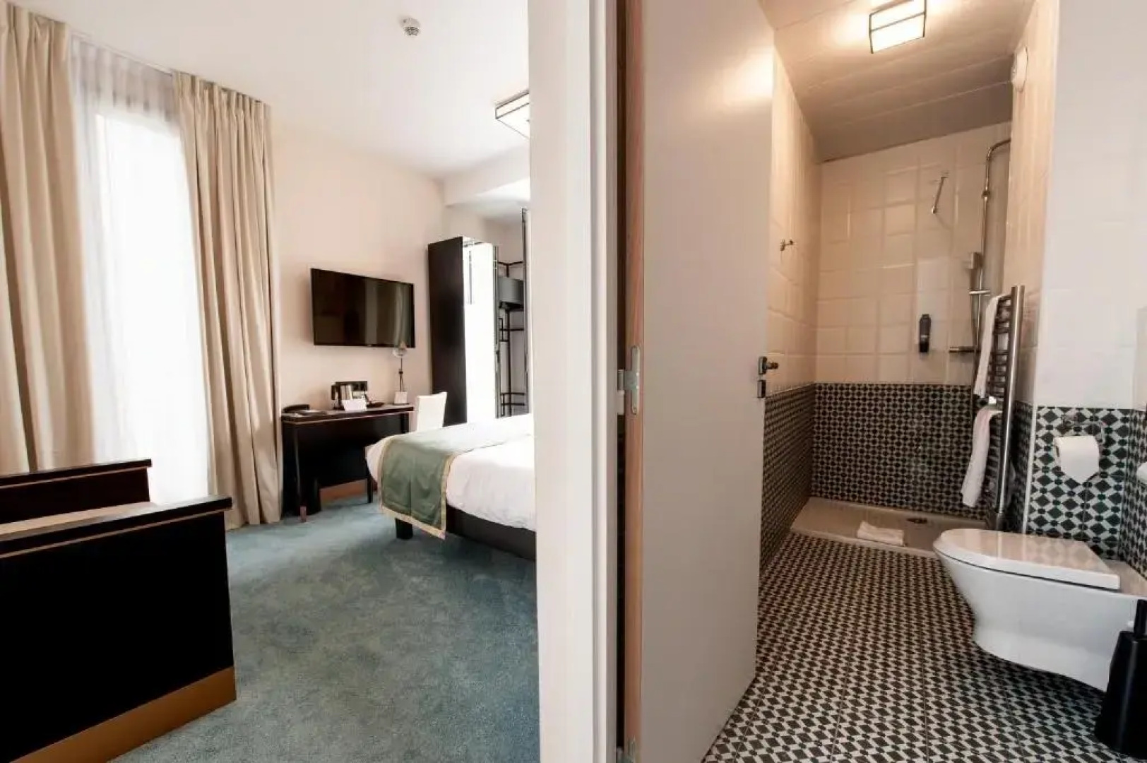 Отель Best Western Journel Antibes