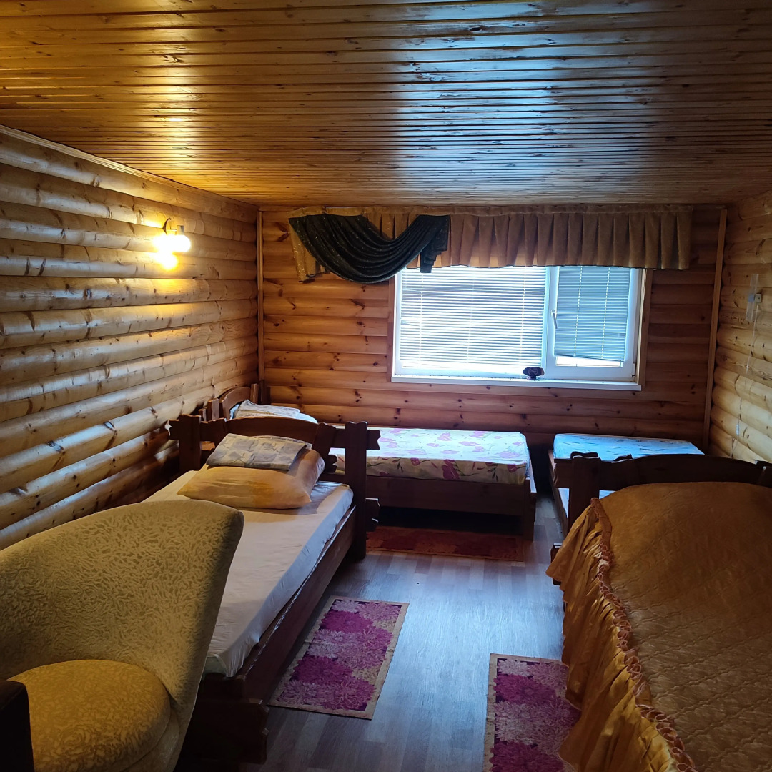 Частный дом на озере