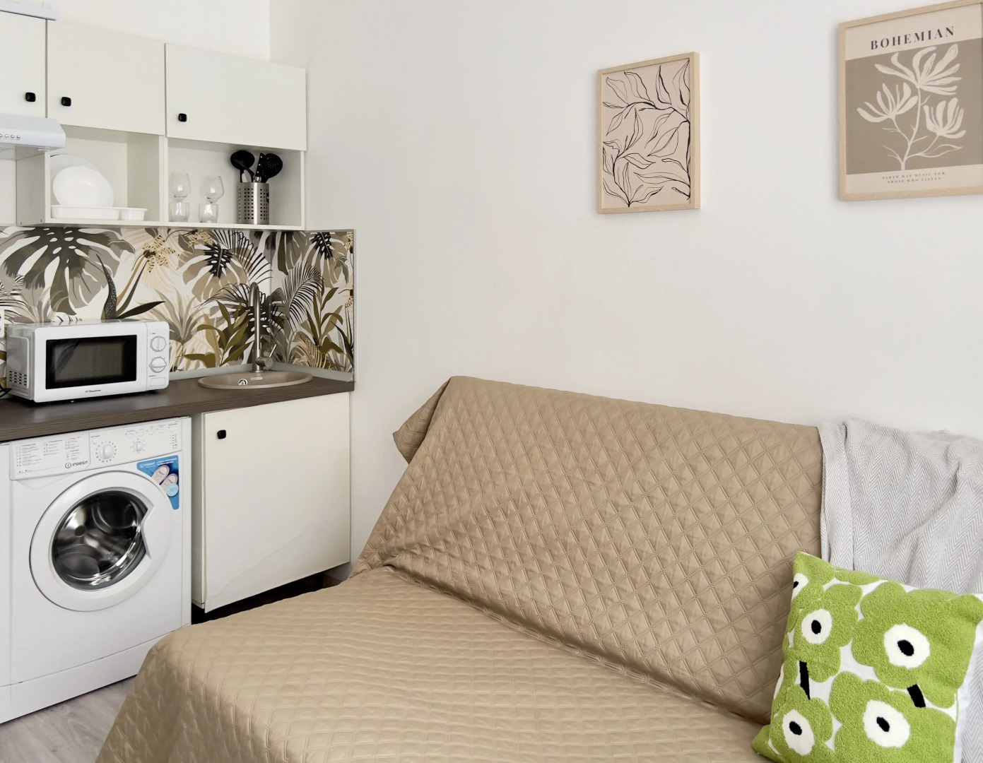 Апартаменты Happy People на Бульваре Зеленые Аллеи