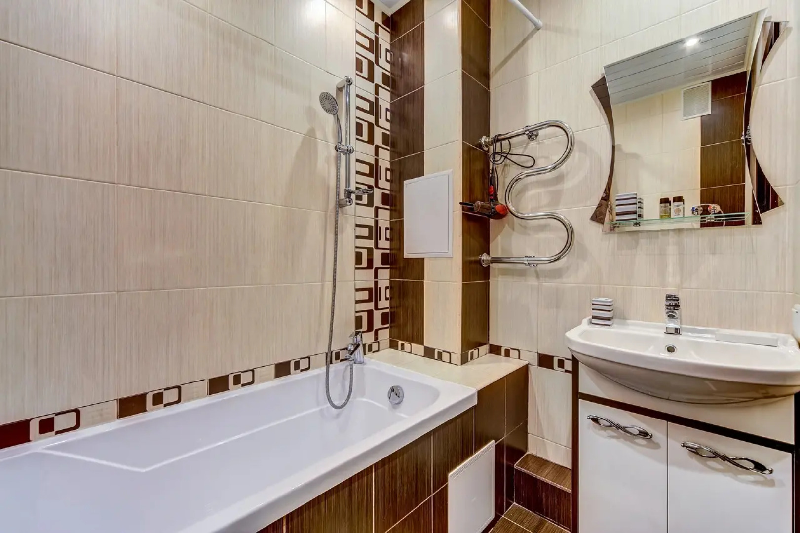 Апартаменты с 1 спальней и балконом