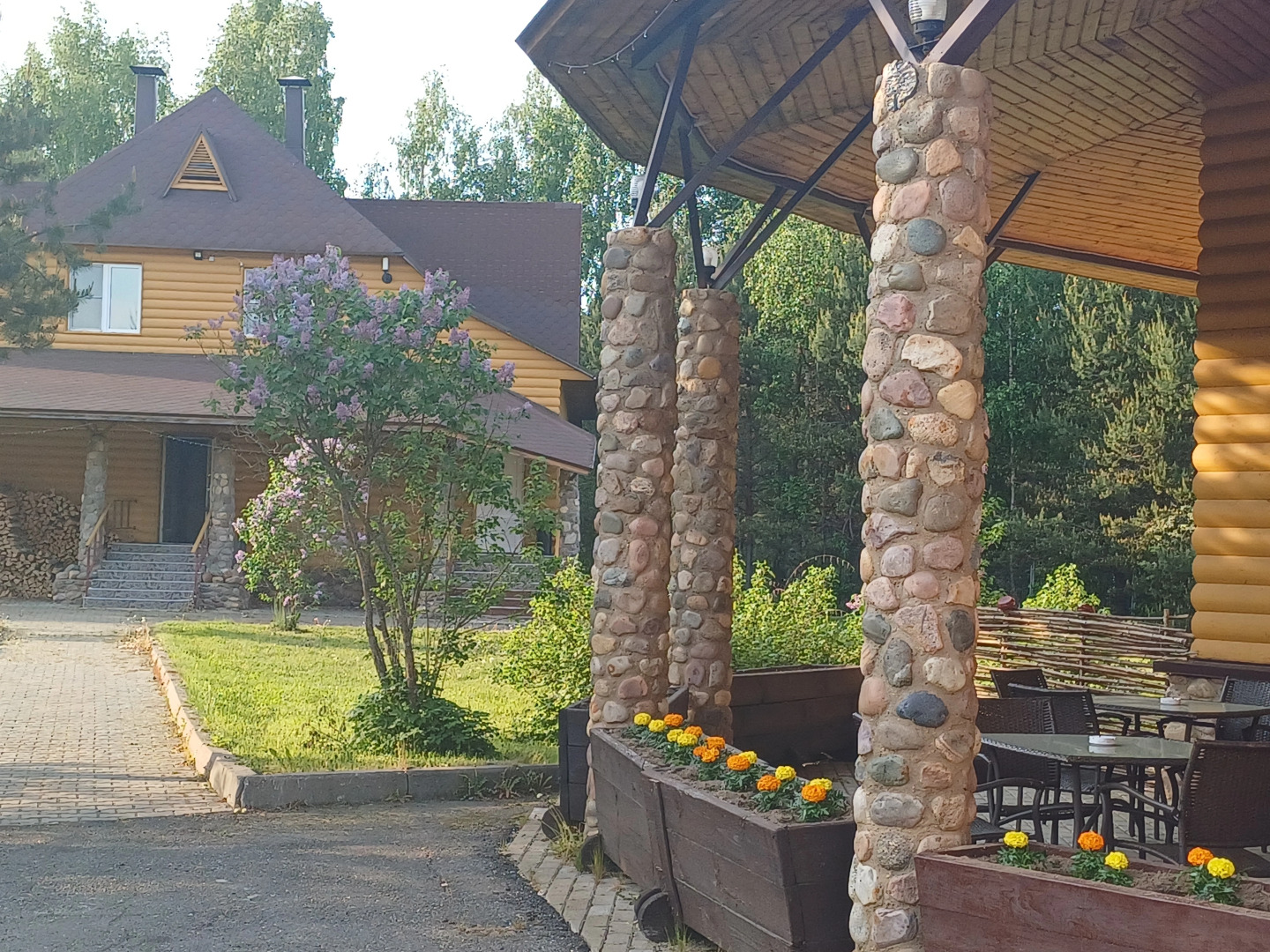 Парк-отель Чеснава