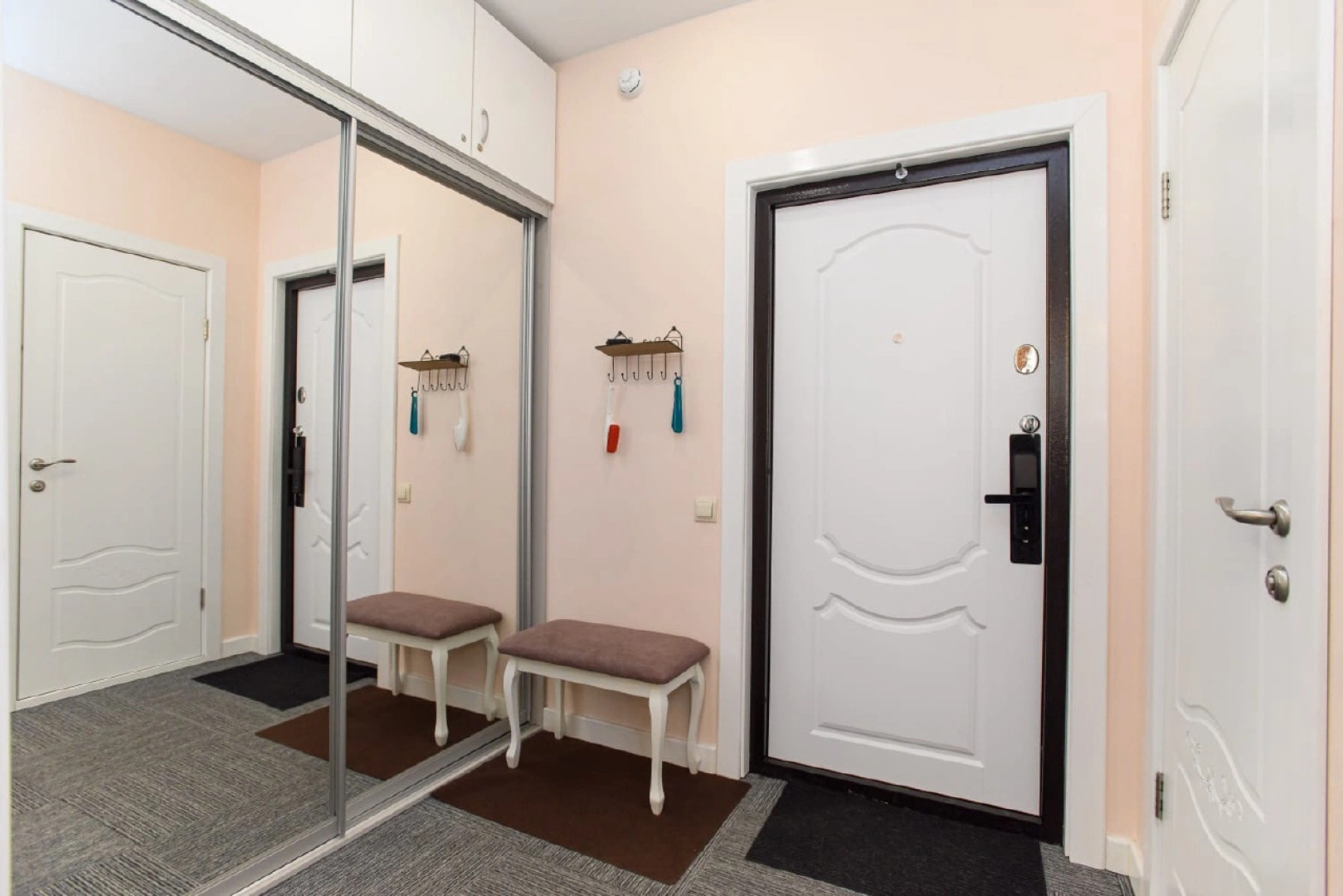 Апартаменты в апарт-отеле на ГК Солнечная Долина