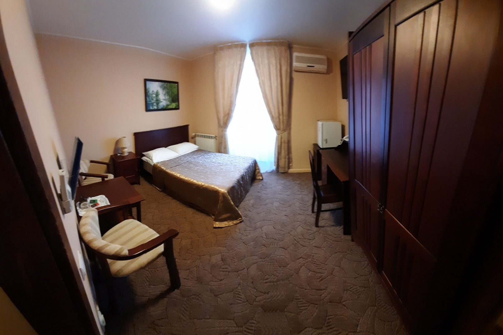 Отель Свирь